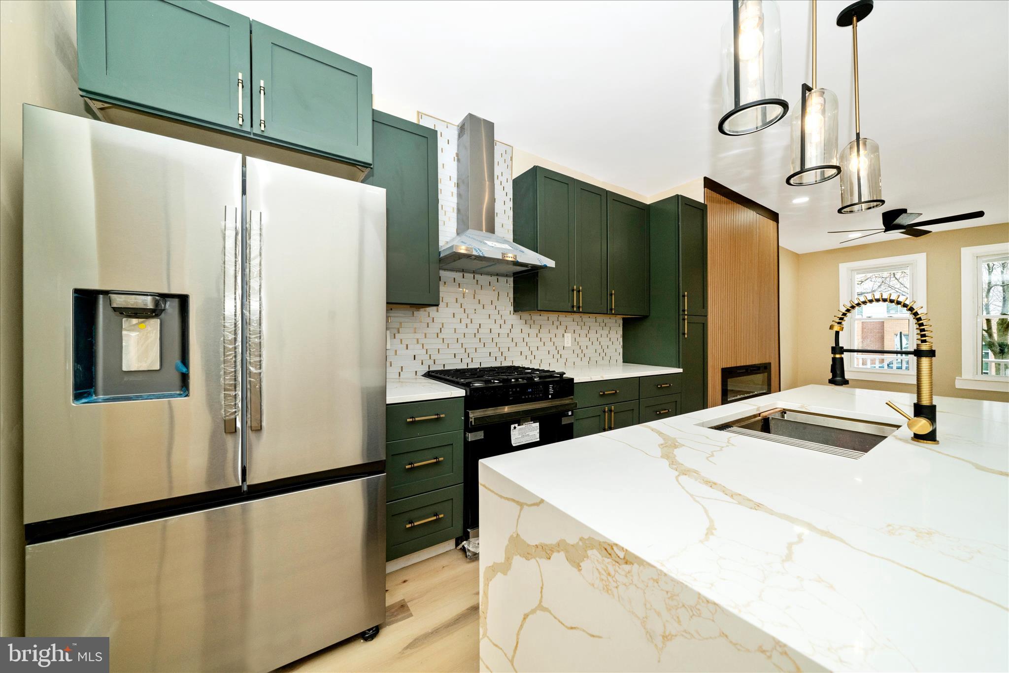 WAVERLY - Residential