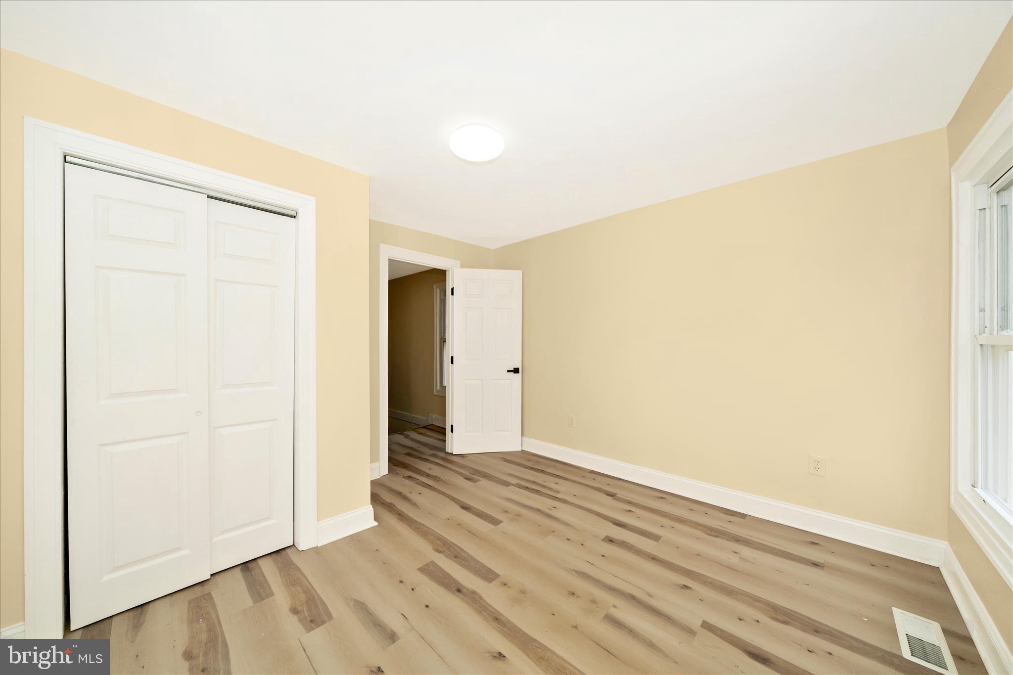 WAVERLY - Residential