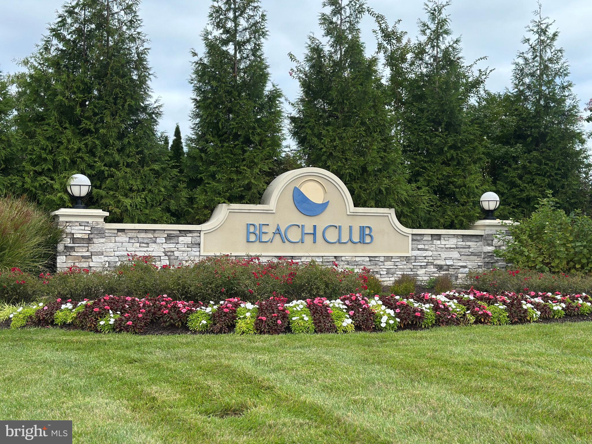 OCEAN VIEW BEACH CLUB - Residential