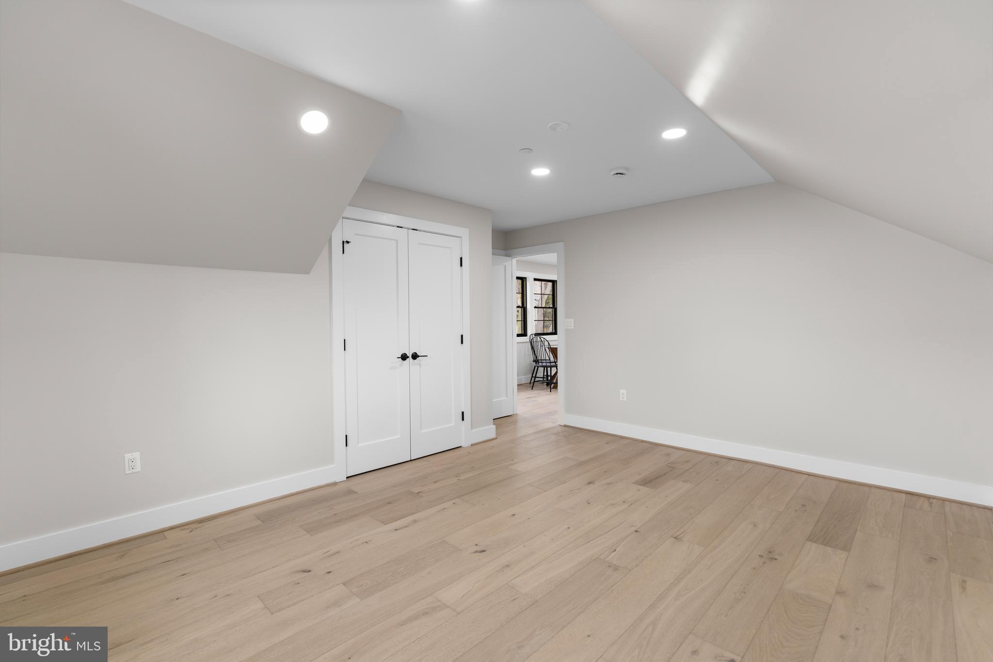 BETHESDA OUTSIDE - Residential