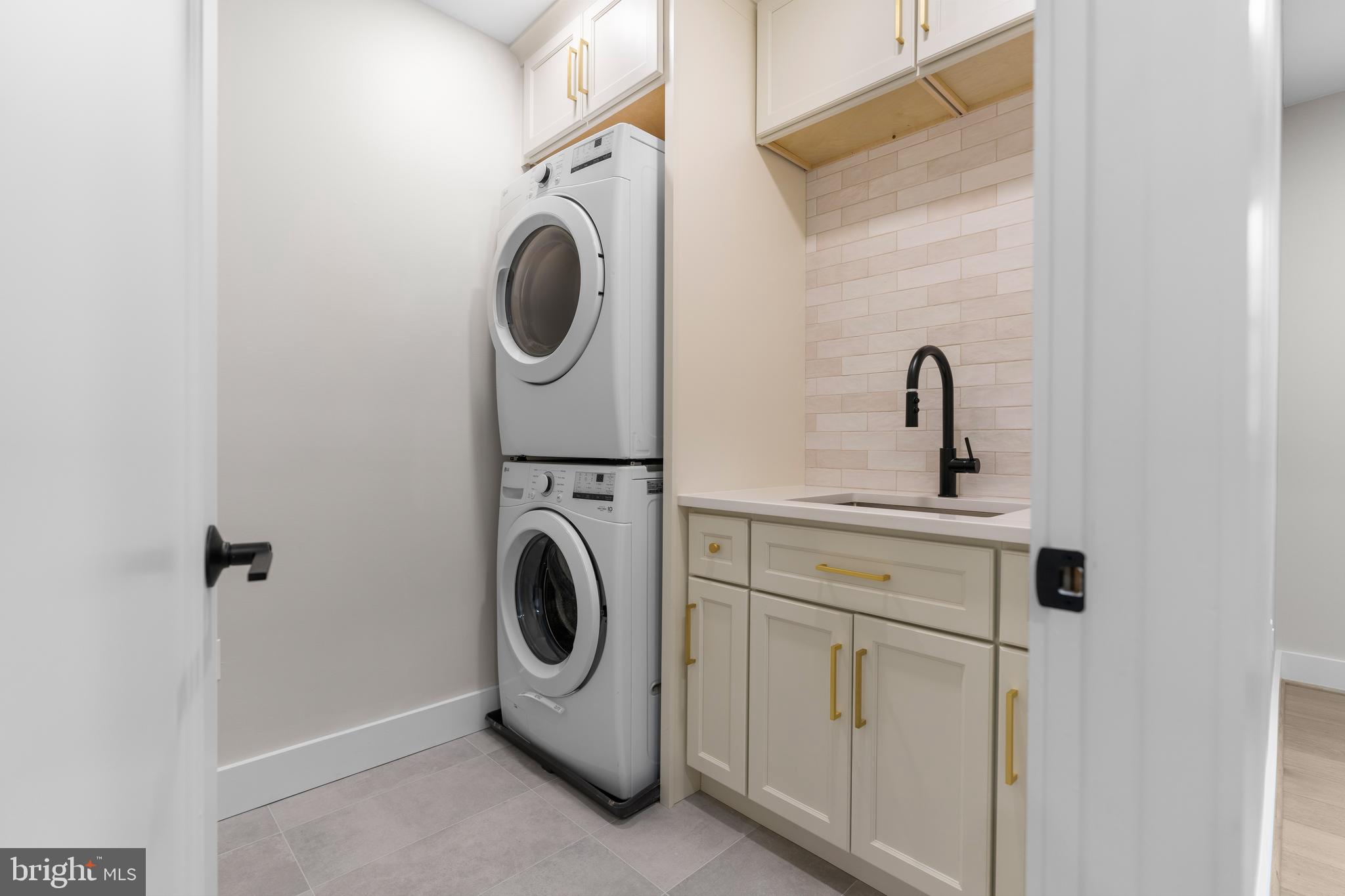 BETHESDA OUTSIDE - Residential