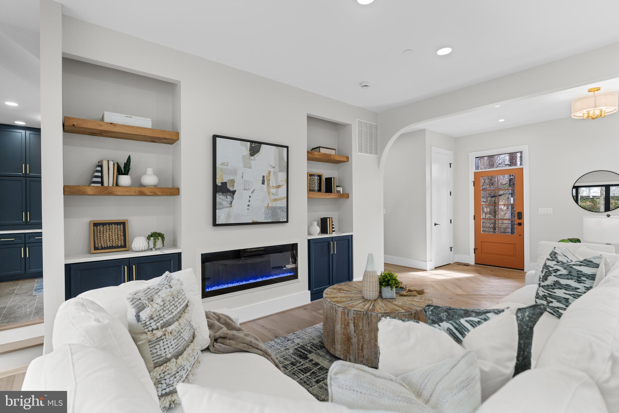 BETHESDA OUTSIDE - Residential