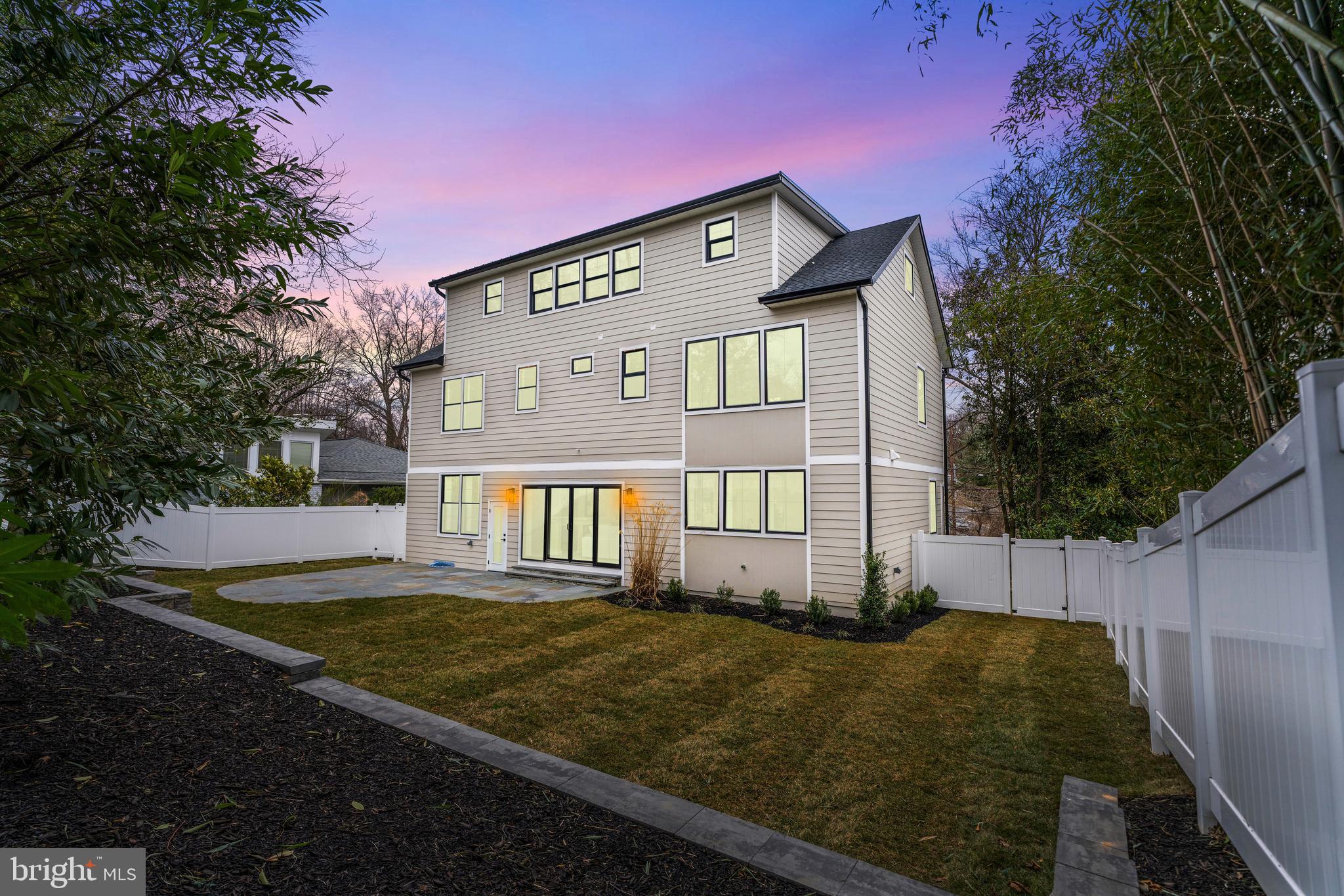 BETHESDA OUTSIDE - Residential