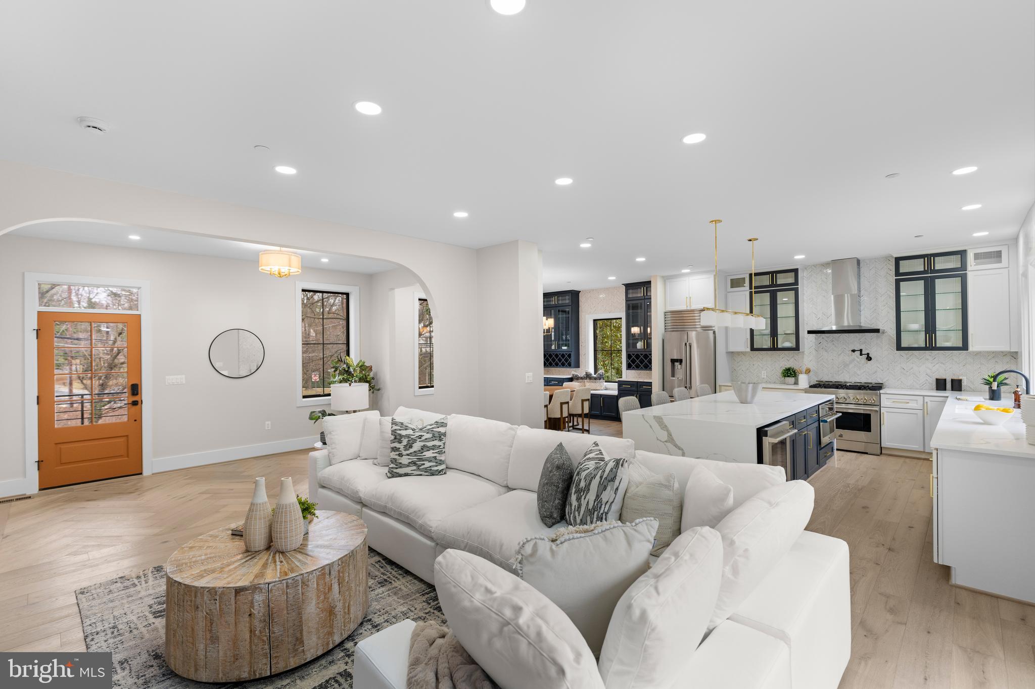 BETHESDA OUTSIDE - Residential