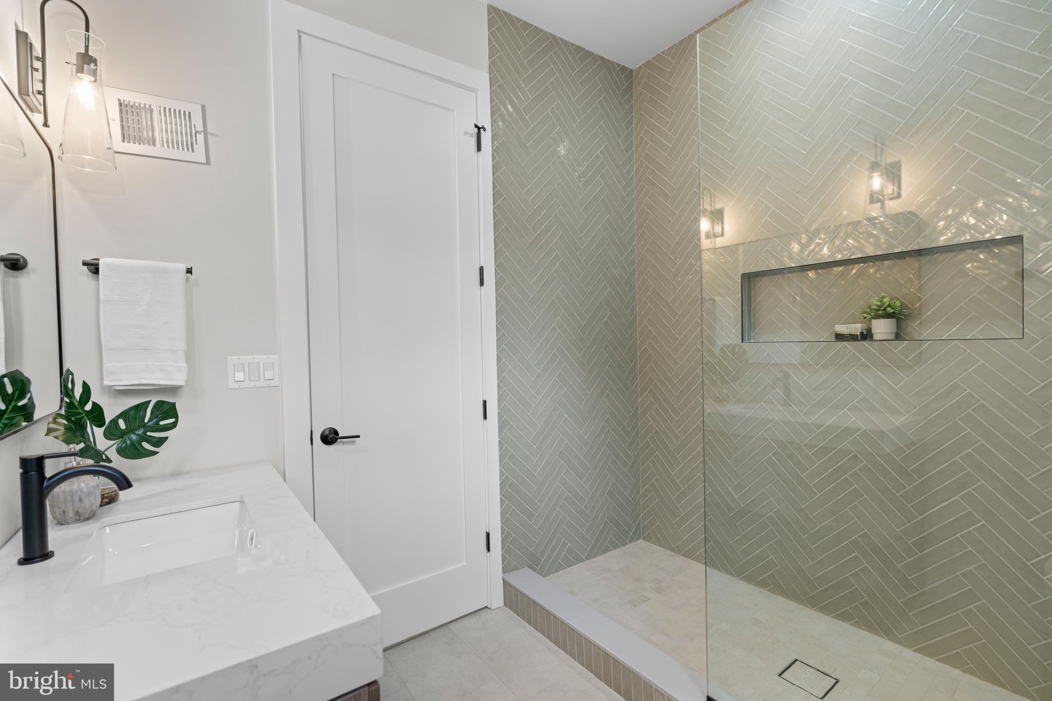 BETHESDA OUTSIDE - Residential