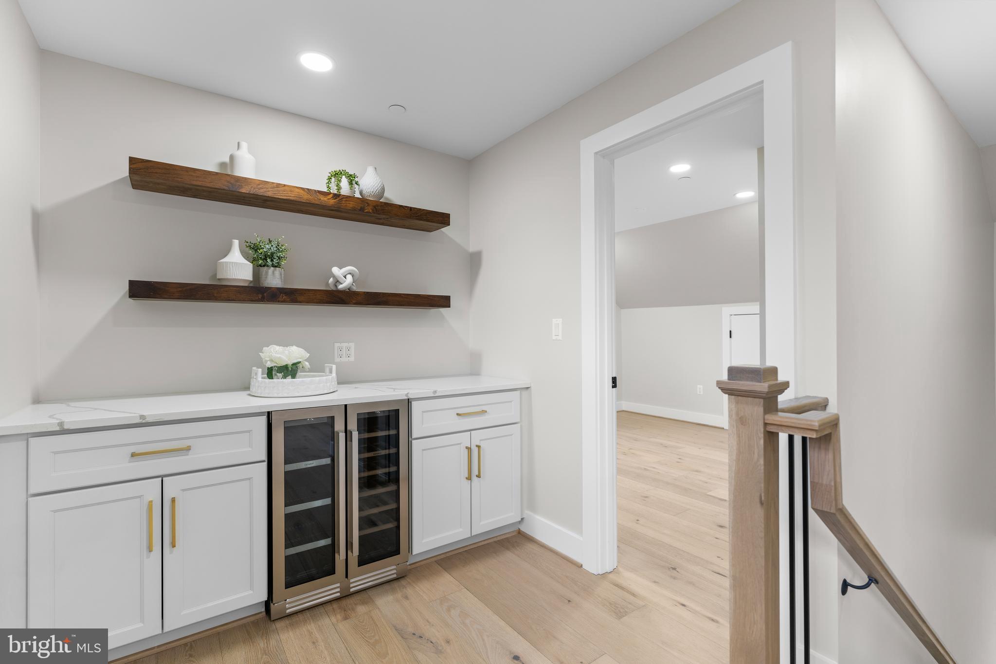 BETHESDA OUTSIDE - Residential