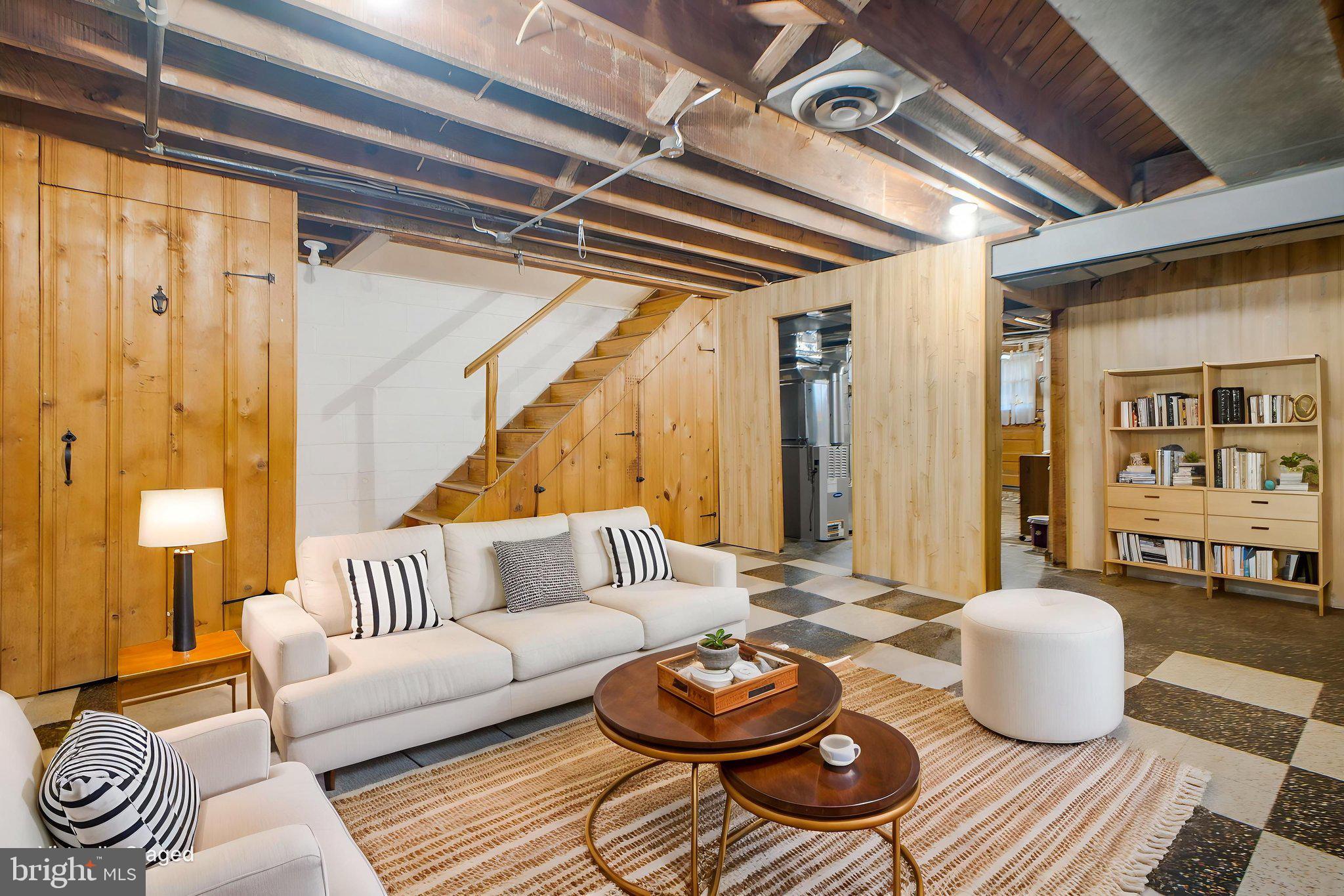 PERRING LOCH - Residential