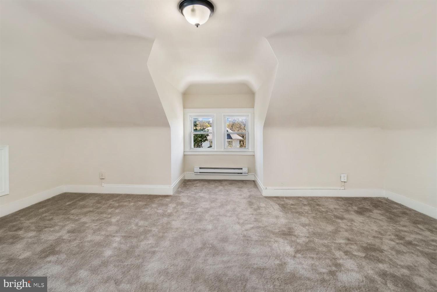 RADNOR WINSTON - Residential