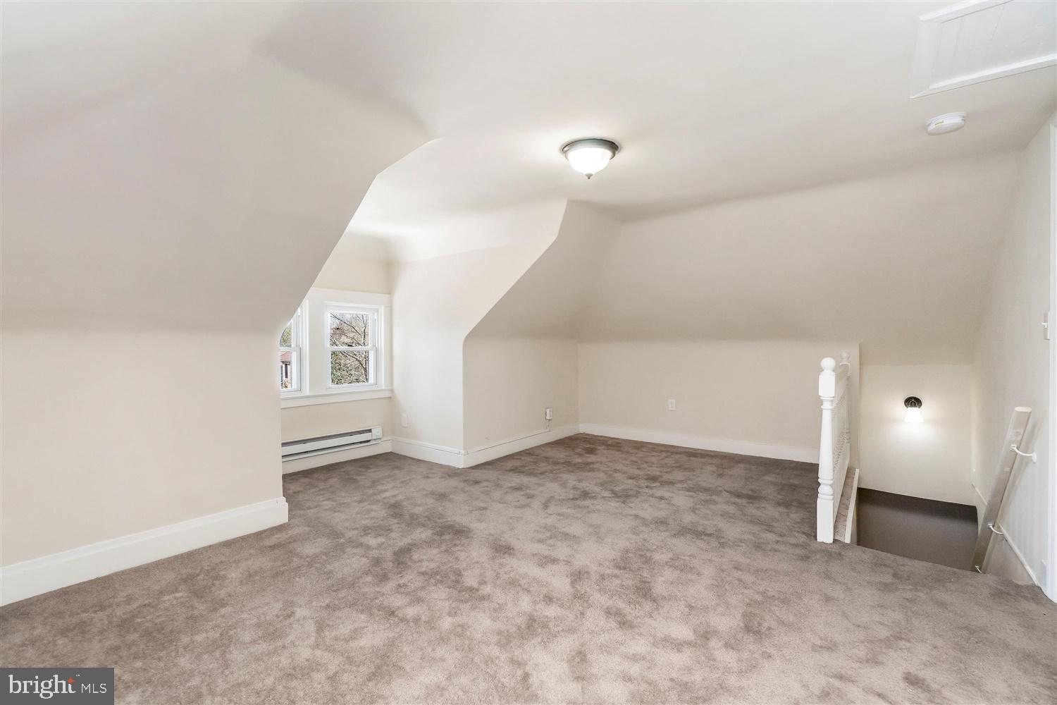 RADNOR WINSTON - Residential