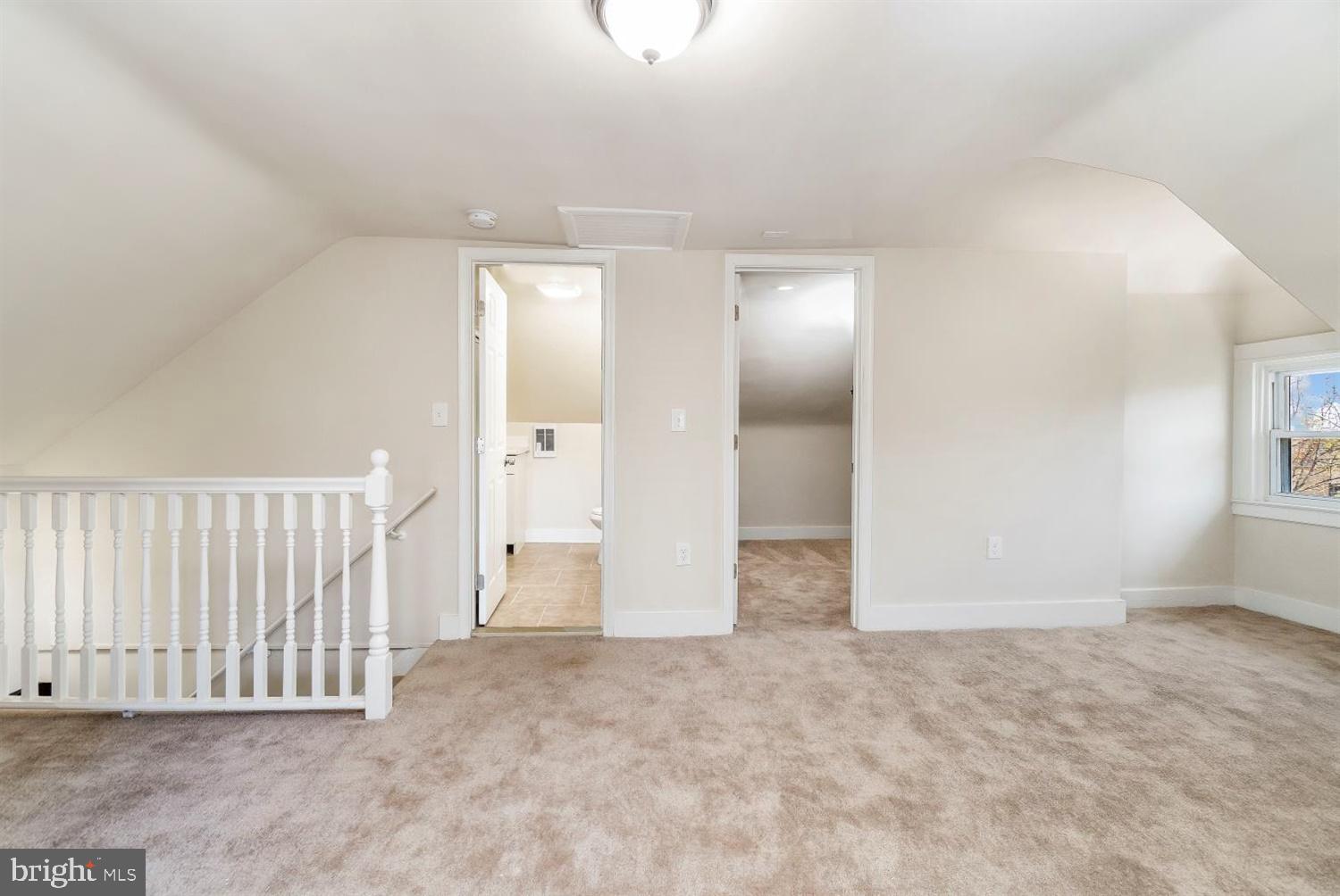 RADNOR WINSTON - Residential