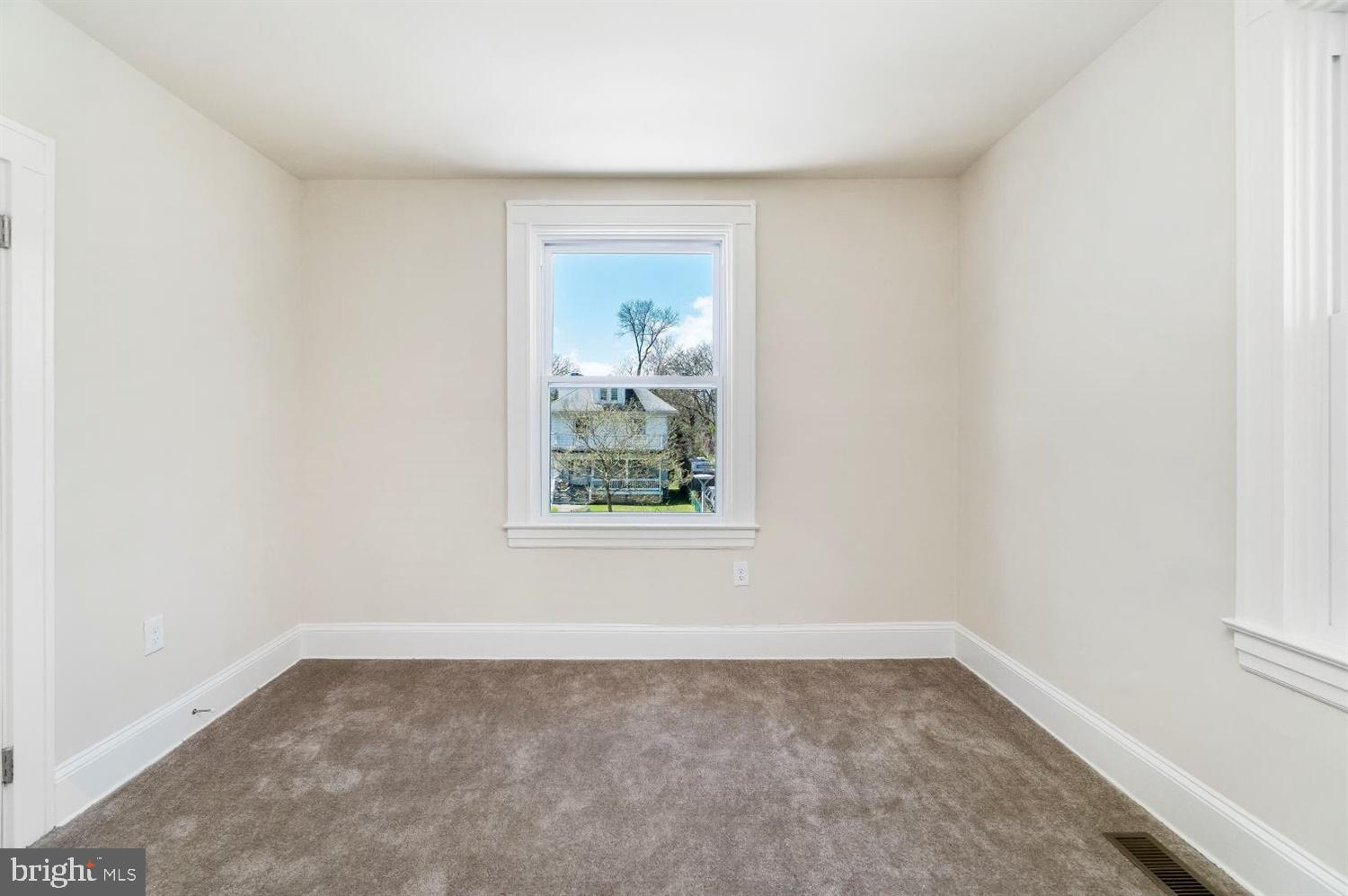 RADNOR WINSTON - Residential