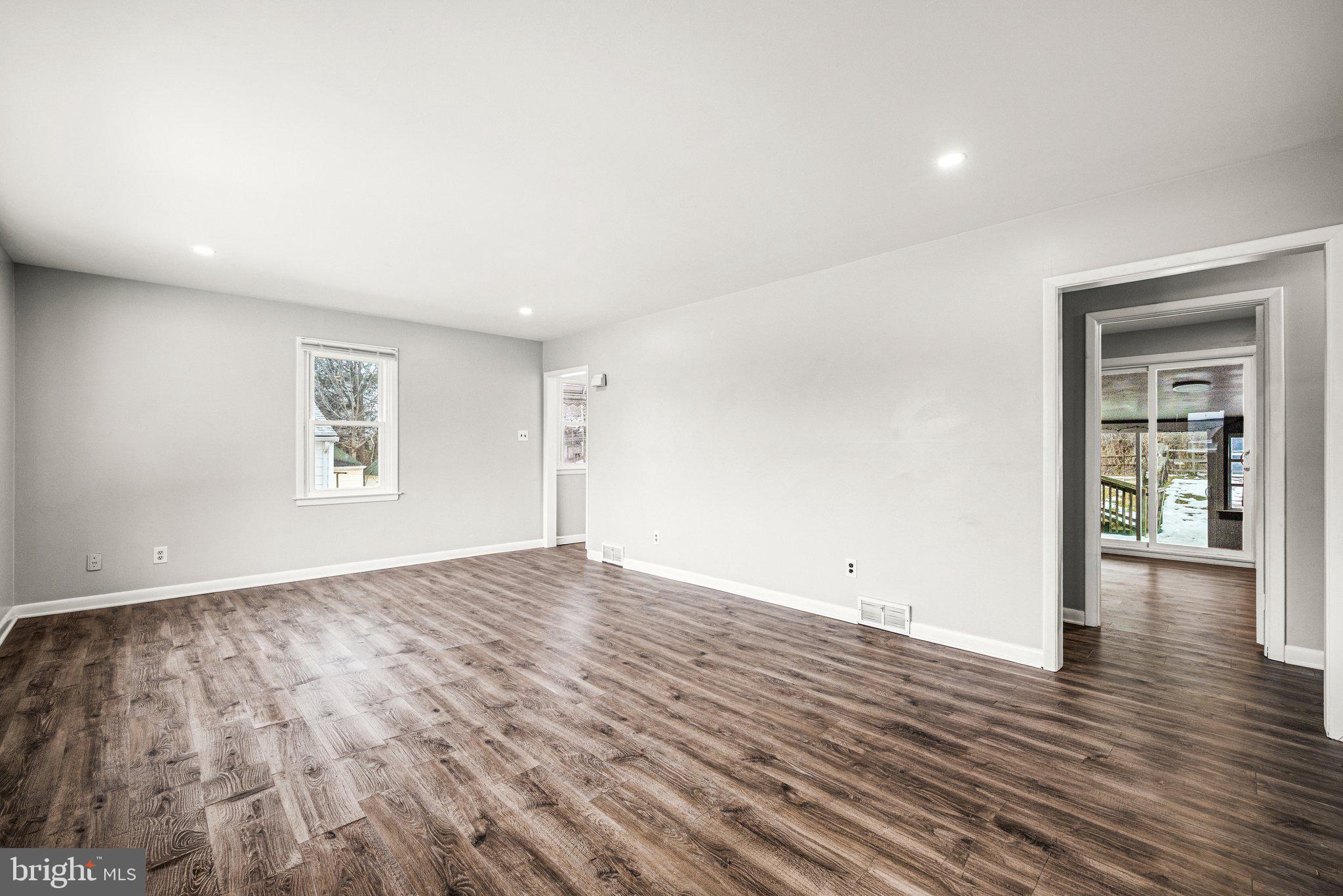 KENVIEW - Residential