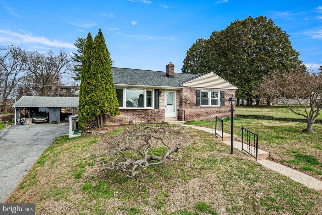 Photo of 535 Kenview Avenue, KENNETT SQUARE, PA 19348 (MLS # PACT2117952)