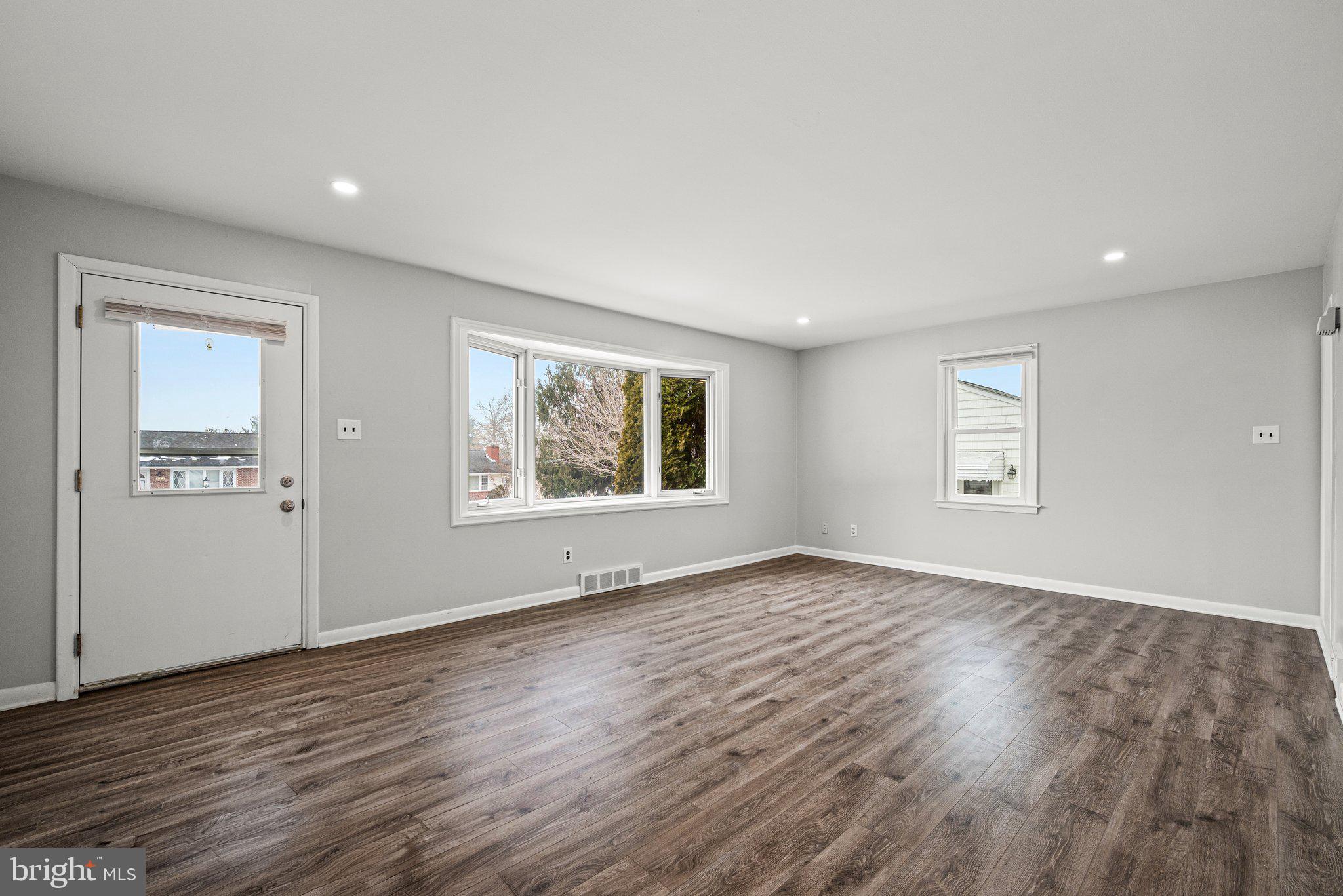 KENVIEW - Residential