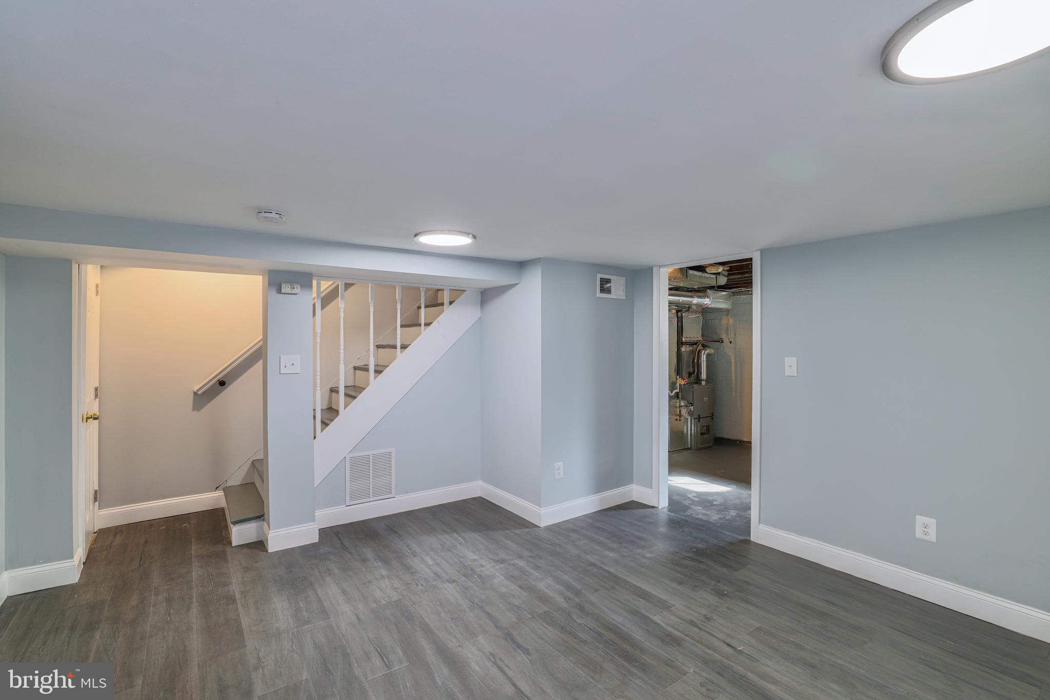 WOOD MANOR - Residential