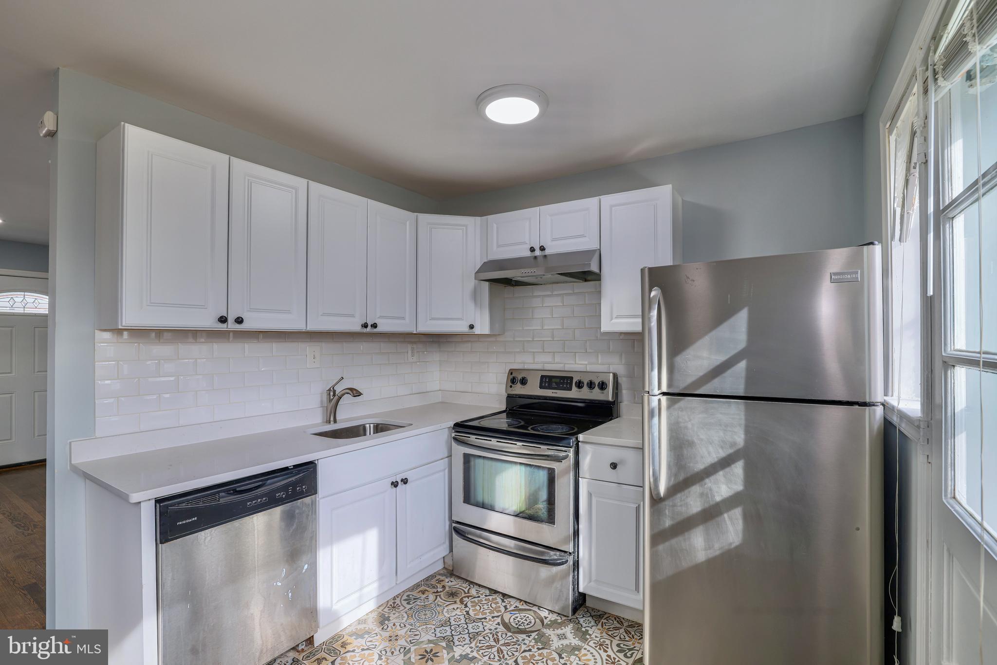 WOOD MANOR - Residential