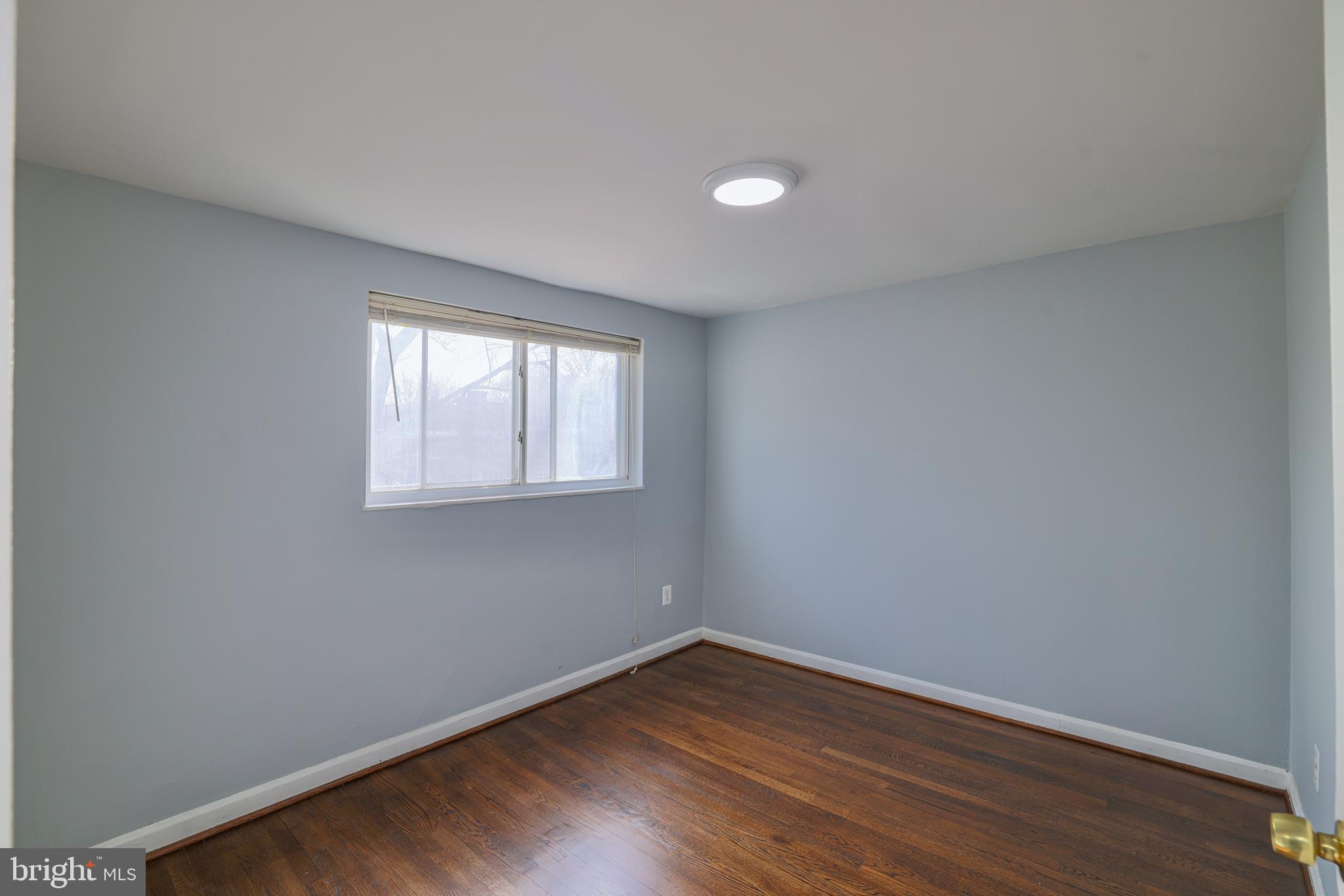 WOOD MANOR - Residential