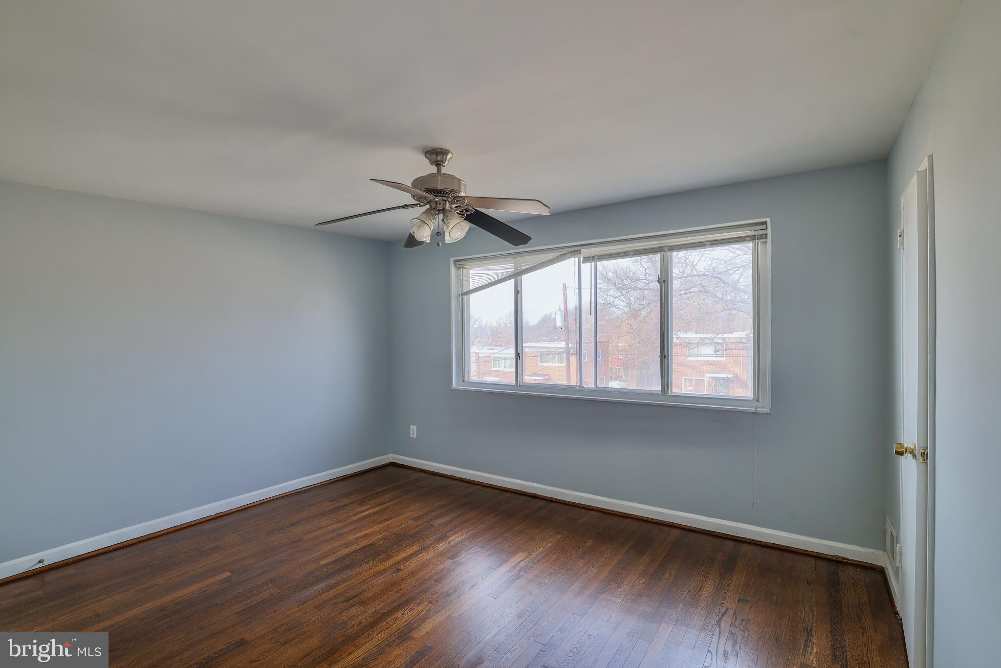 WOOD MANOR - Residential