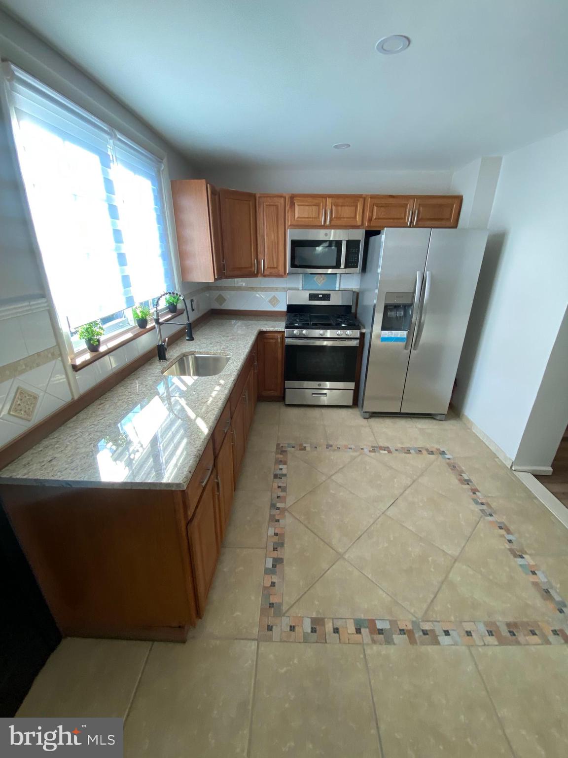 PORT RICHMOND - Residential