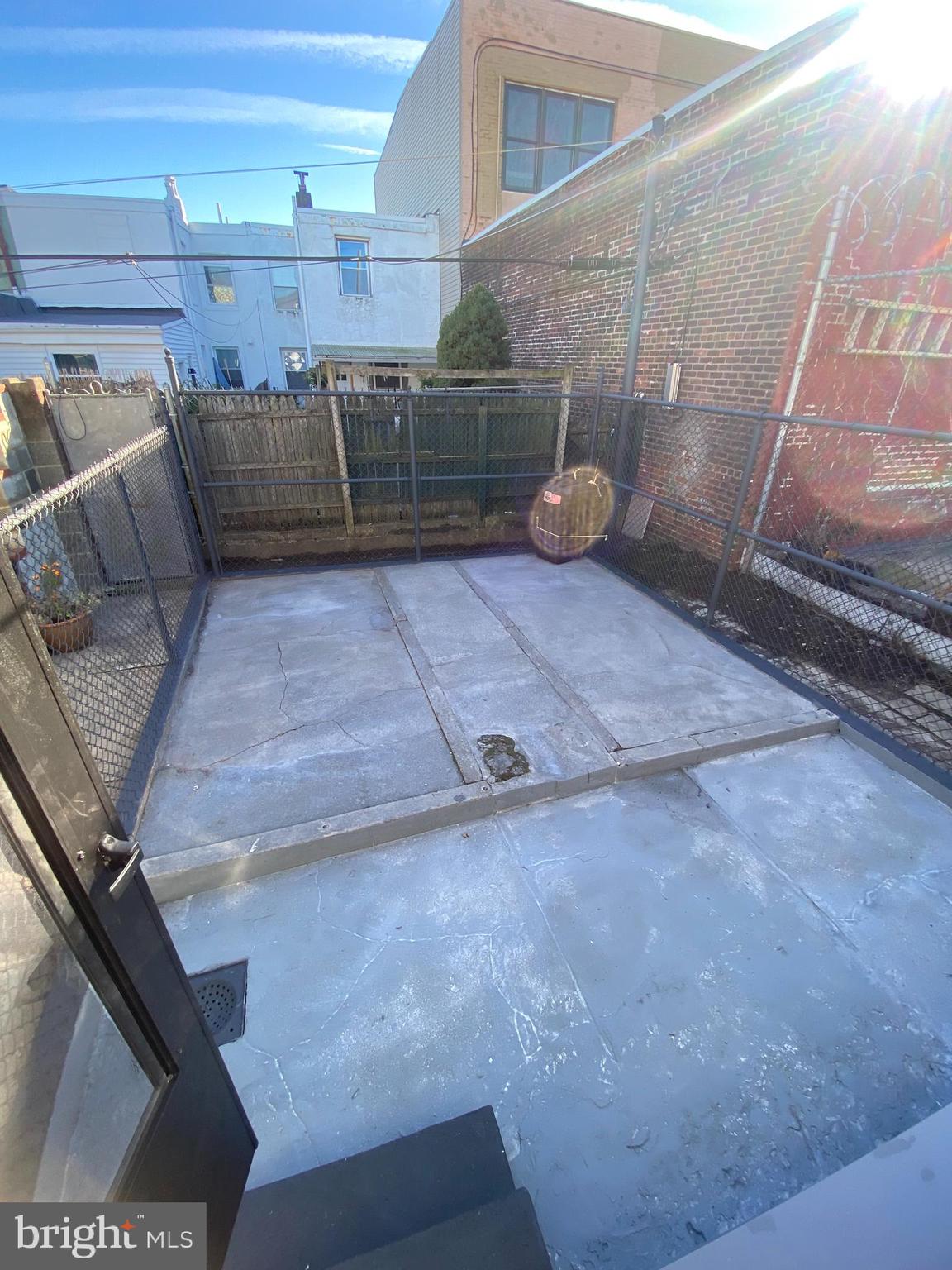 PORT RICHMOND - Residential