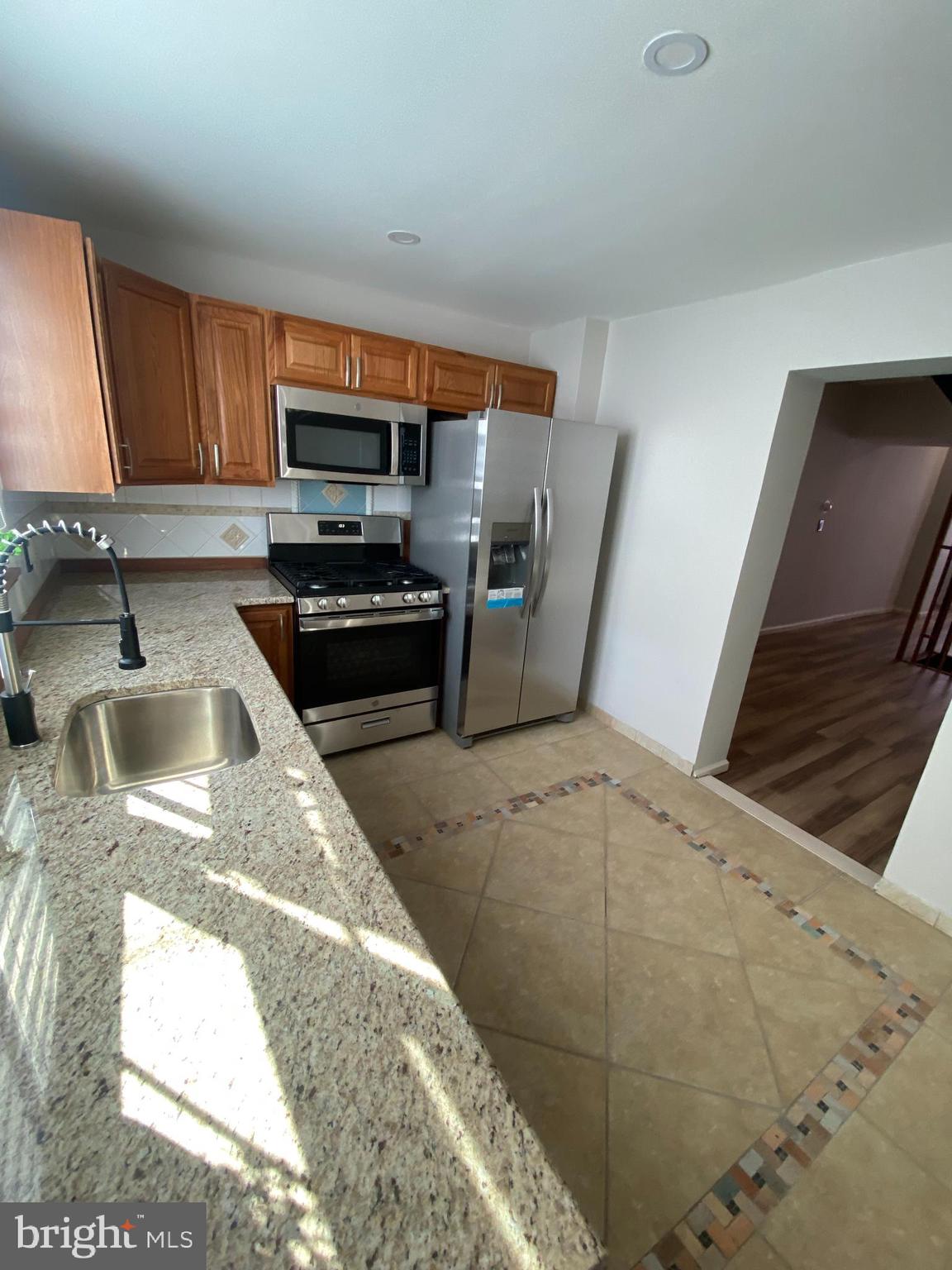 PORT RICHMOND - Residential