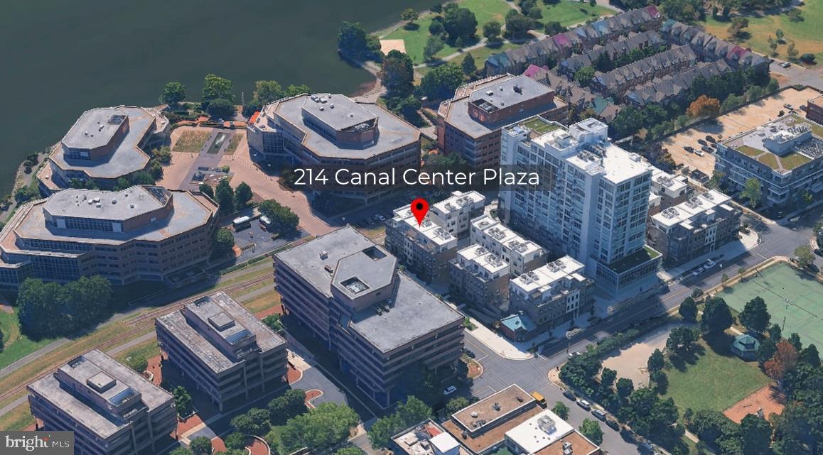 214 CANAL CENTER PLZ