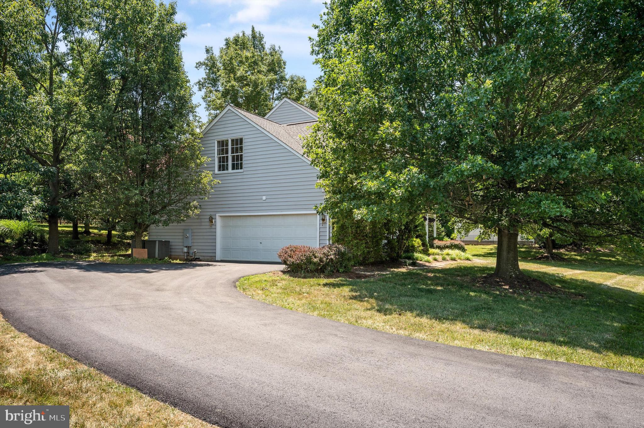 DOBBINS CREEK HAMLET - Residential