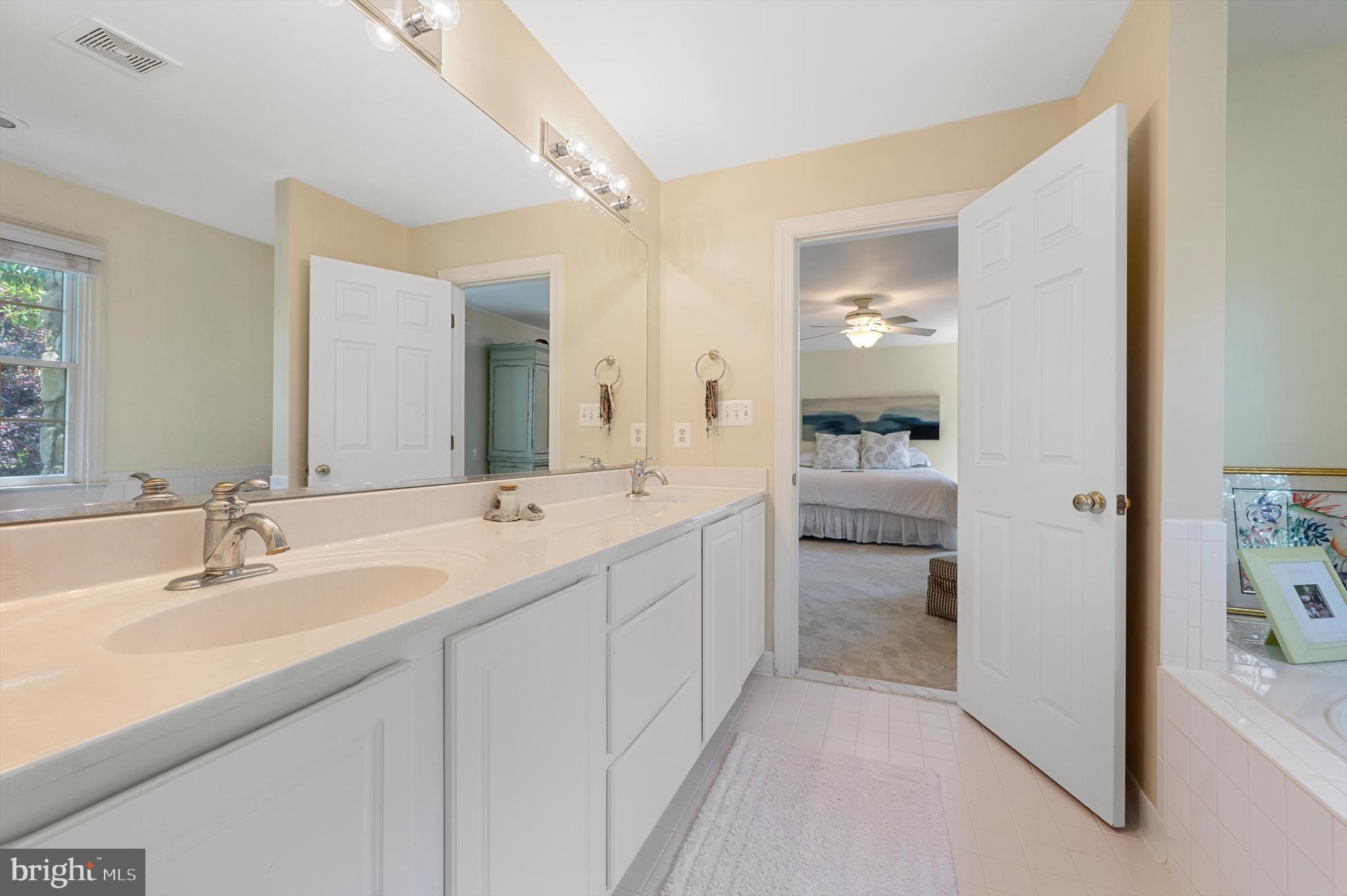 DOBBINS CREEK HAMLET - Residential