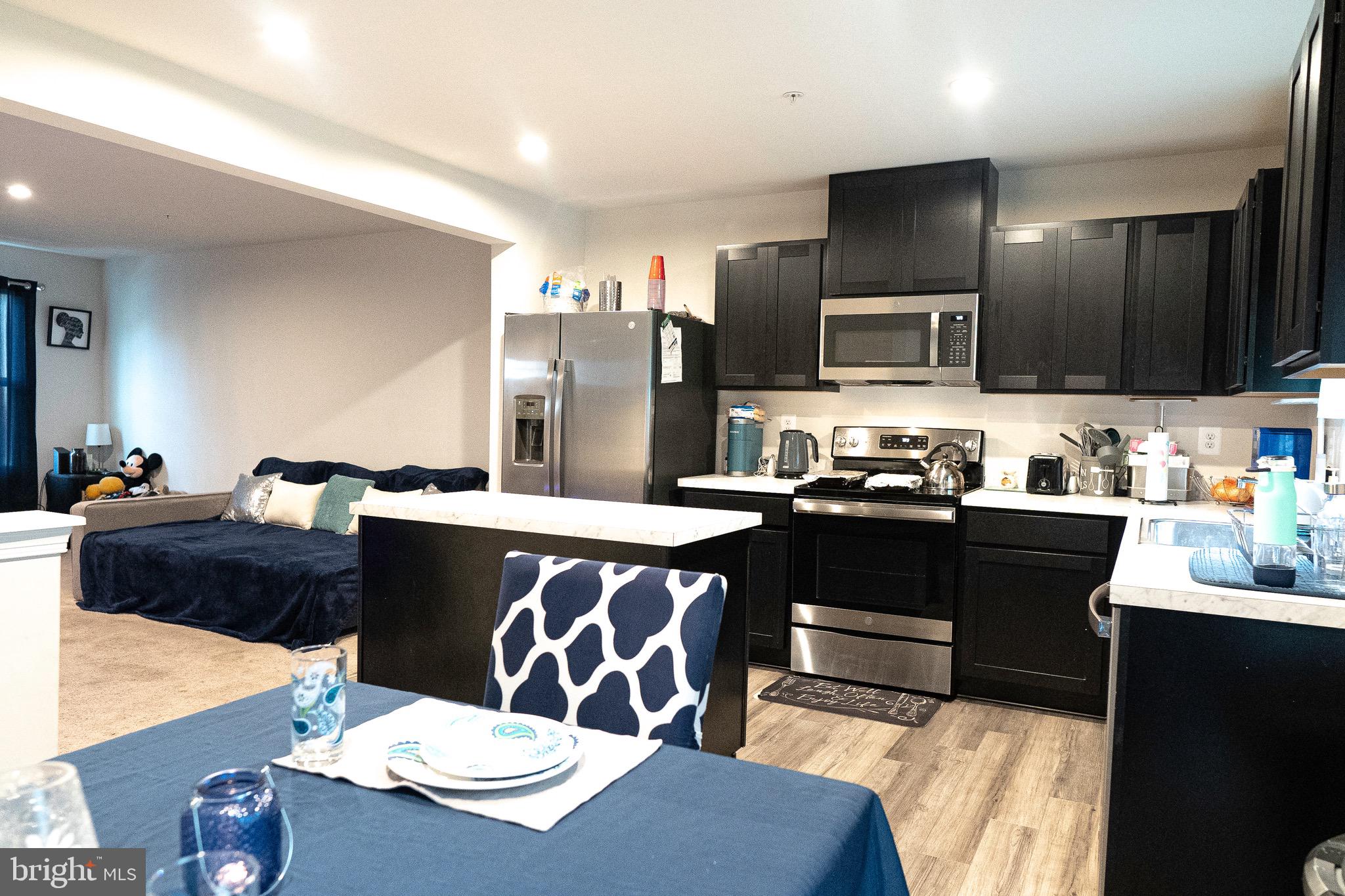 CHESAPEAKE CLUB - Residential