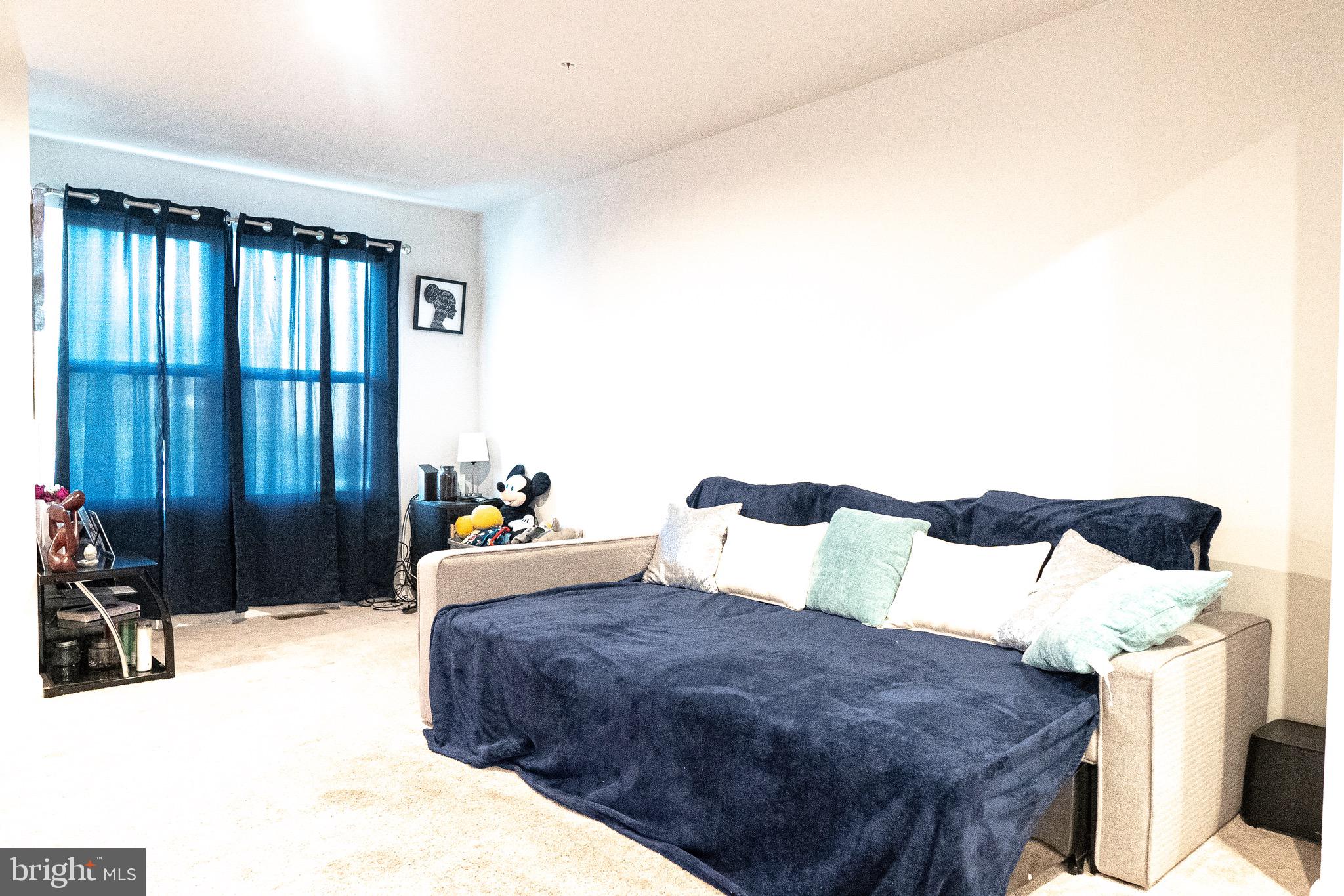 CHESAPEAKE CLUB - Residential