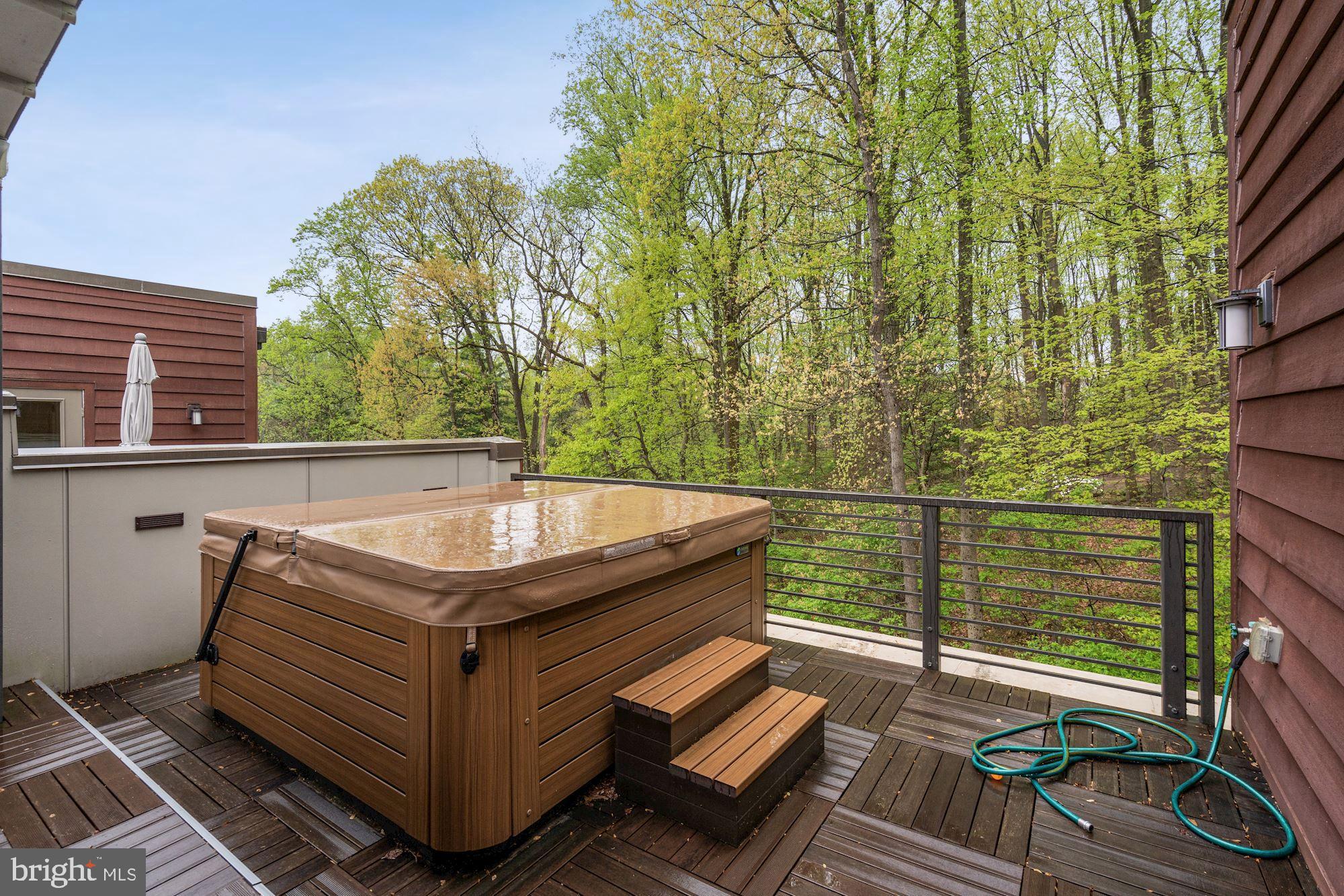 LITTLE FALLS PLACE - Residential