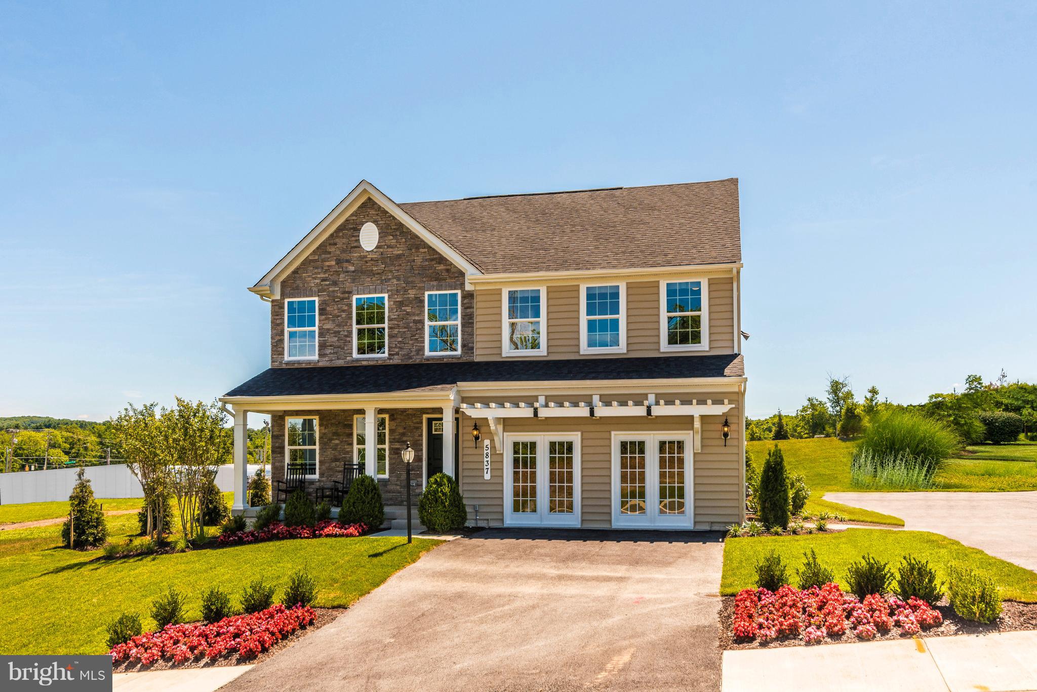 REYNOLD'S OVERLOOK - Residential