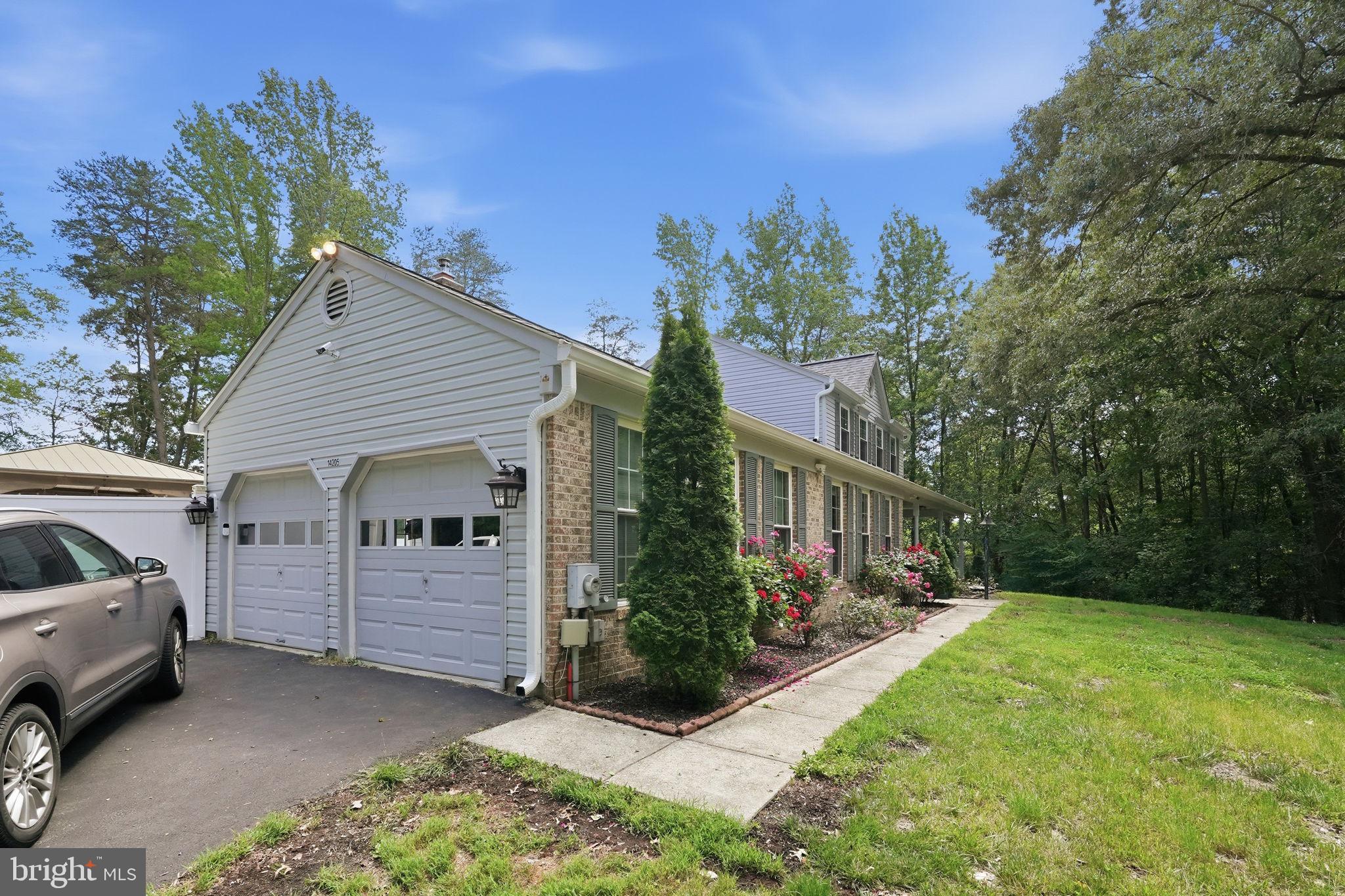 14205 MEADOW CREEK LANE