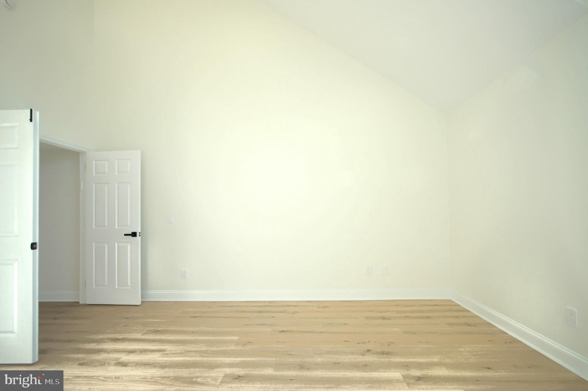 1326 CHANTICLEER DRIVE