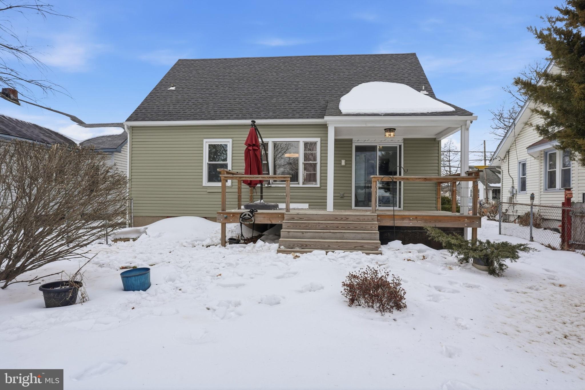 EDGELY - Residential