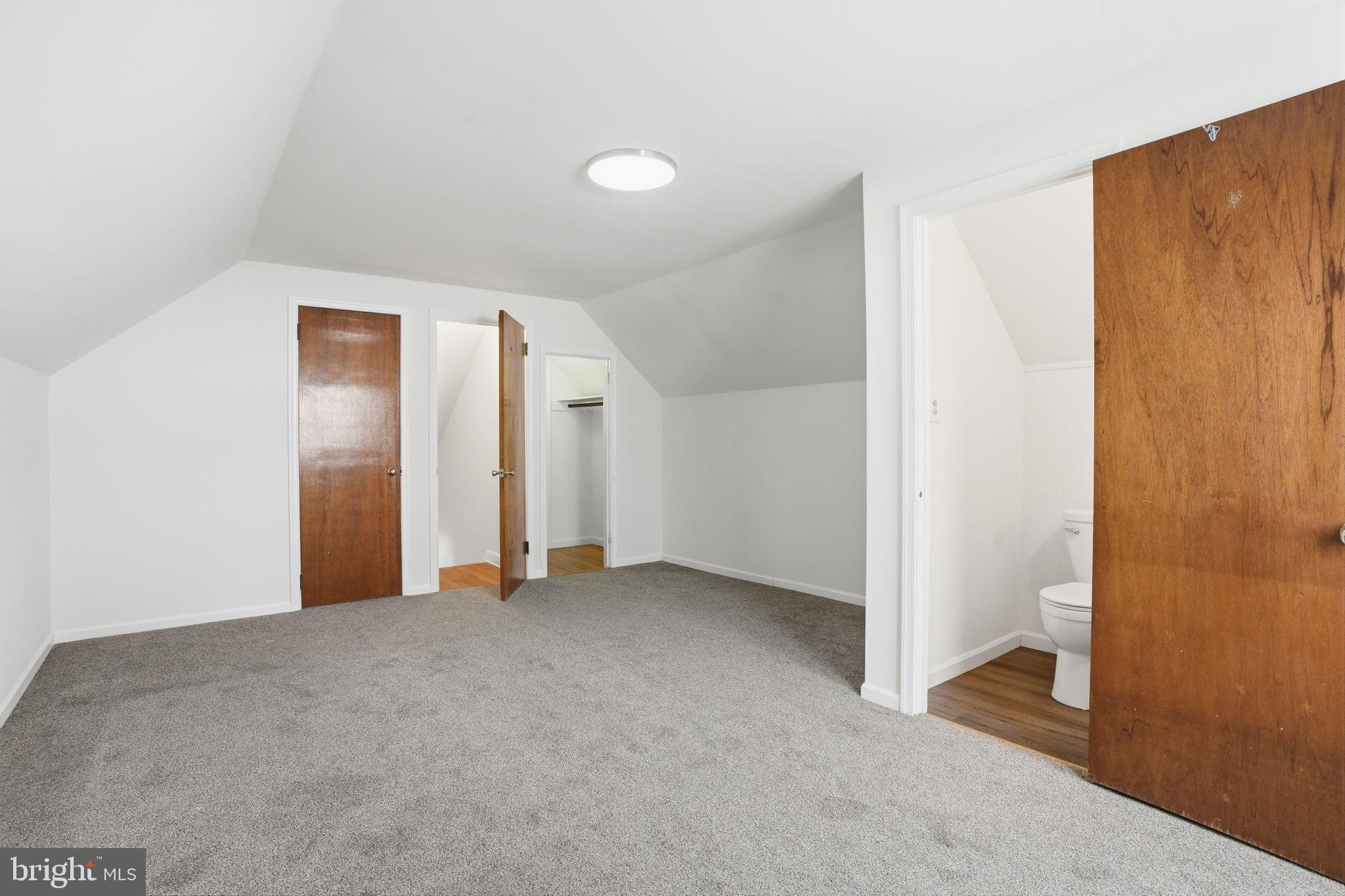 EDGELY - Residential