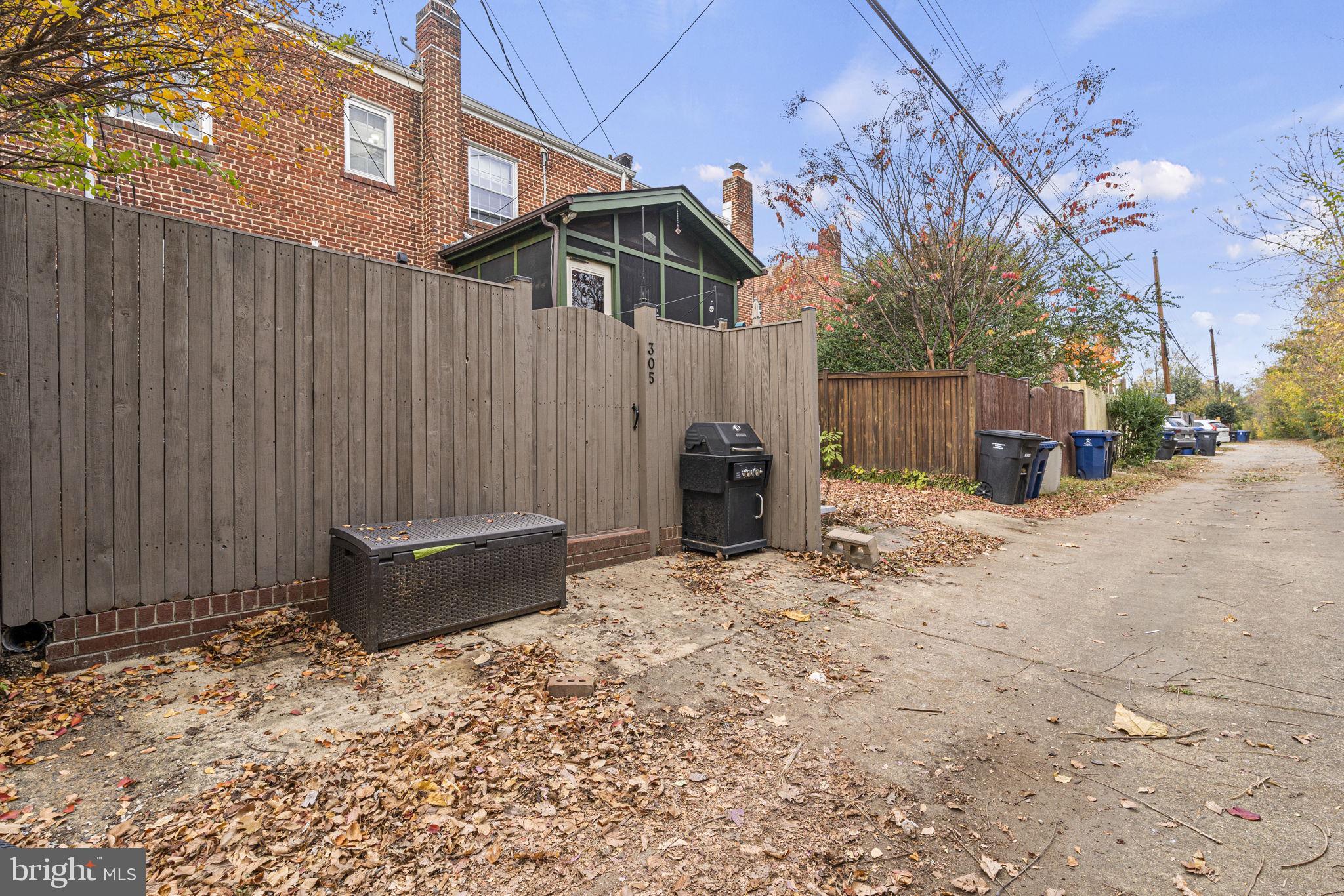 ROSEMONT - Residential