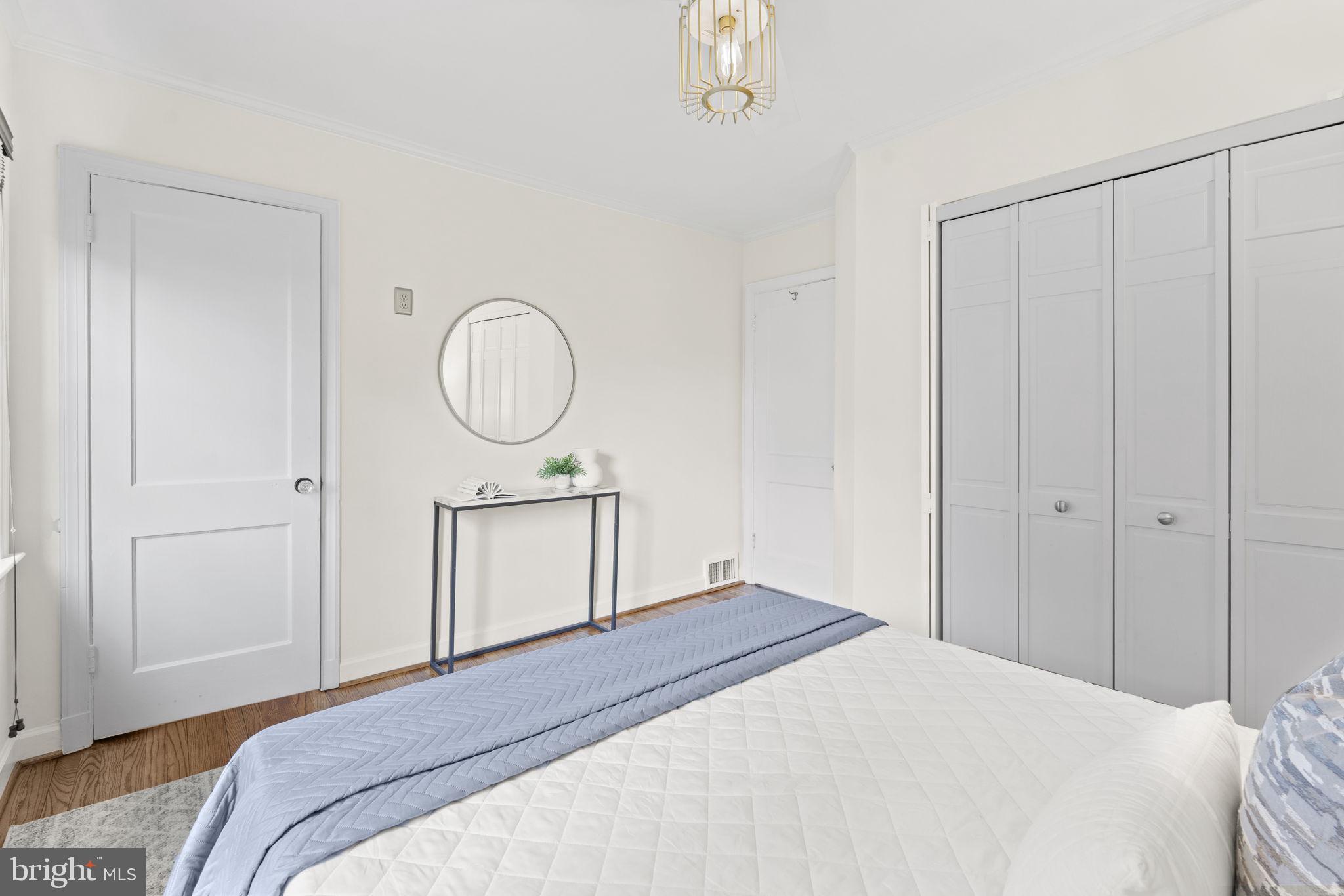 ROSEMONT - Residential