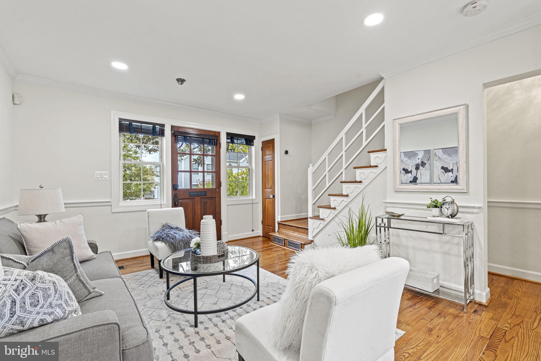 ROSEMONT - Residential