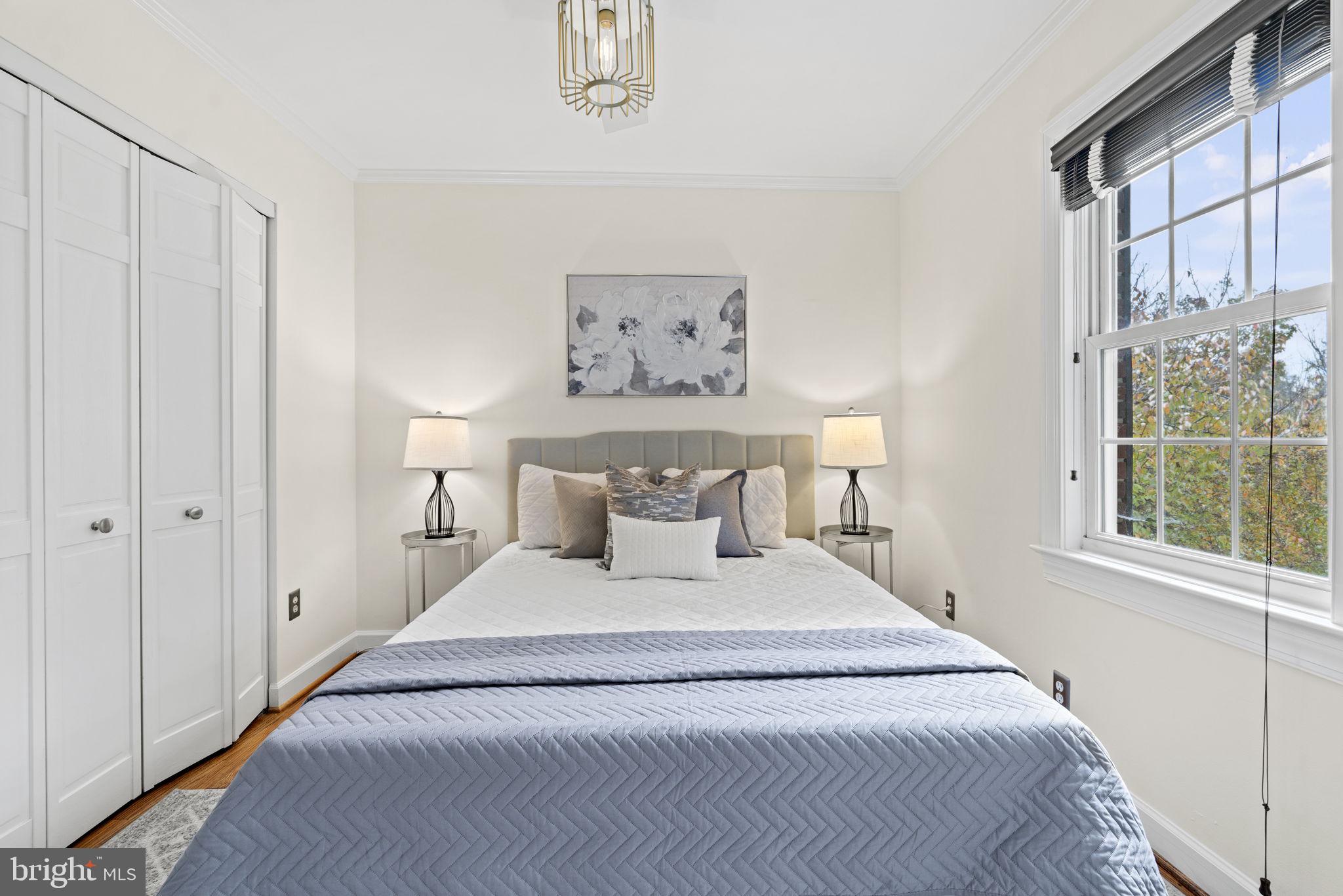 ROSEMONT - Residential