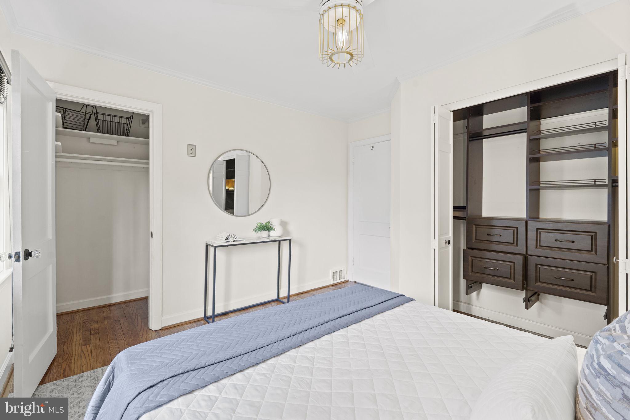 ROSEMONT - Residential