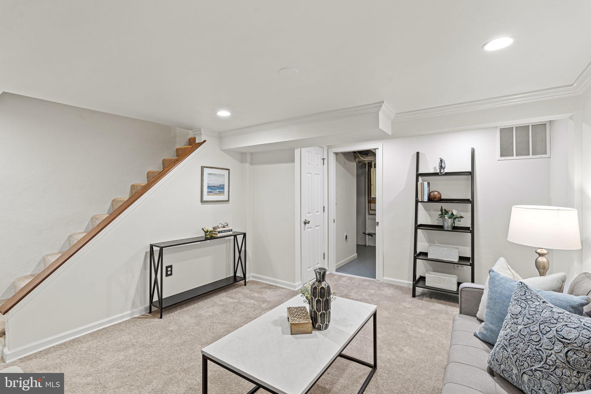 ROSEMONT - Residential