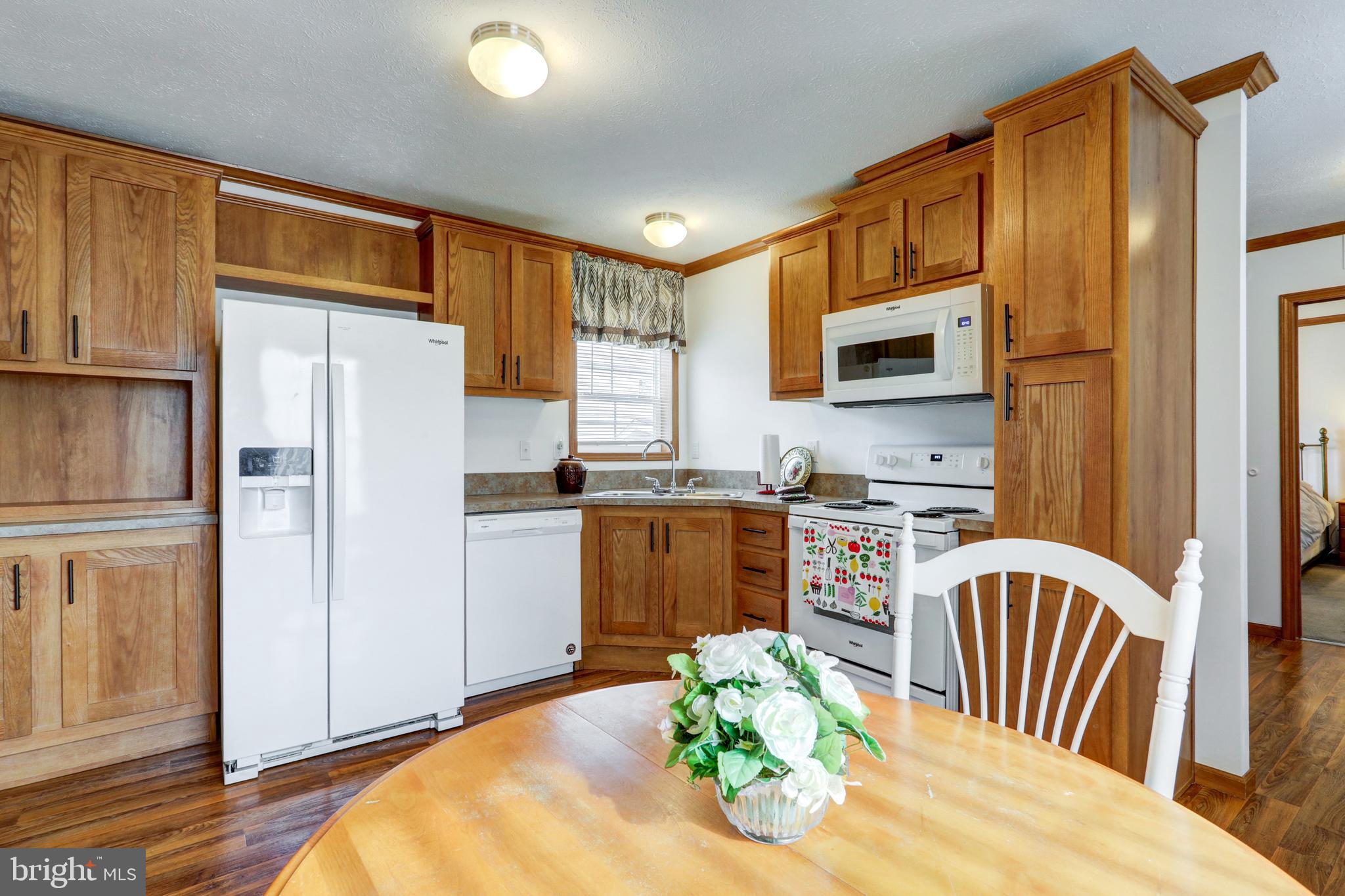 COUNTRYSIDE ESTATES - Residential