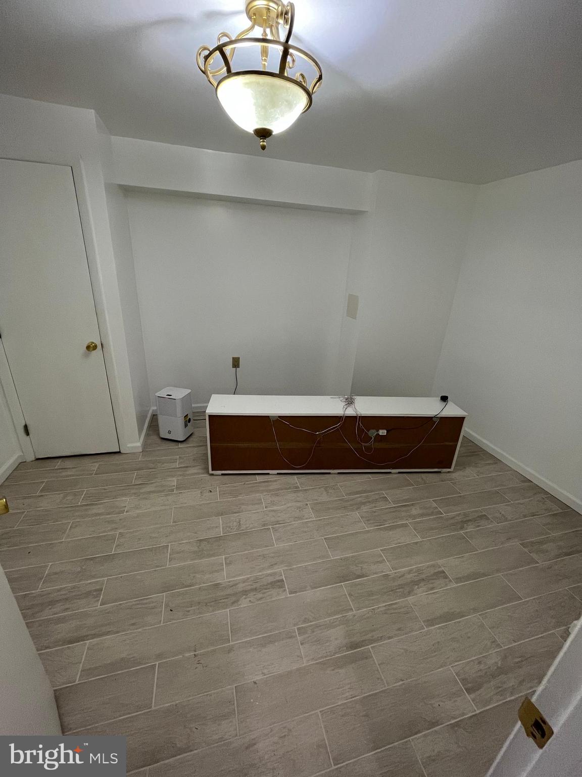 ASHLEIGH KNOLLS - Residential