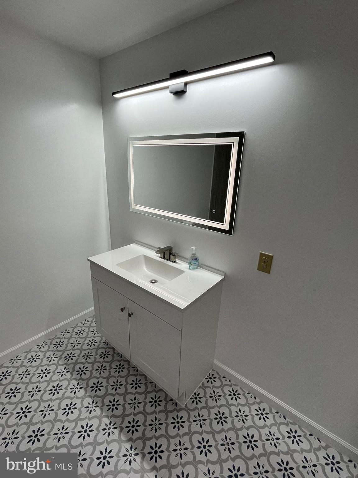 ASHLEIGH KNOLLS - Residential