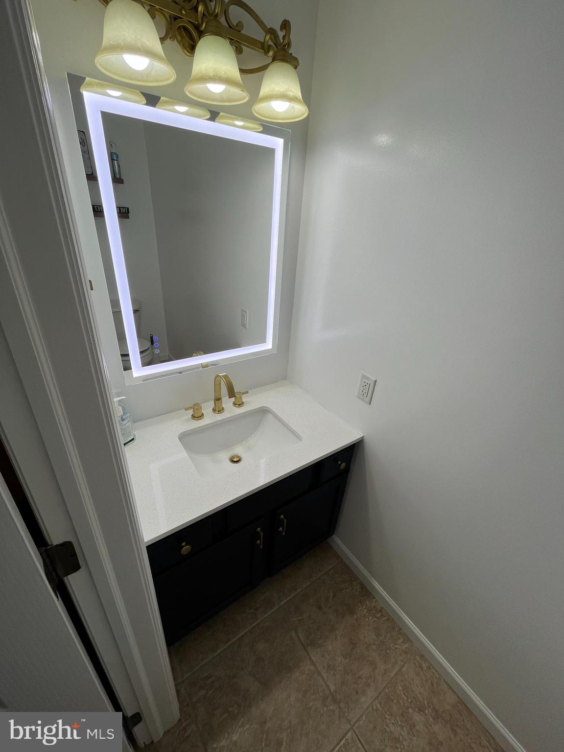 ASHLEIGH KNOLLS - Residential