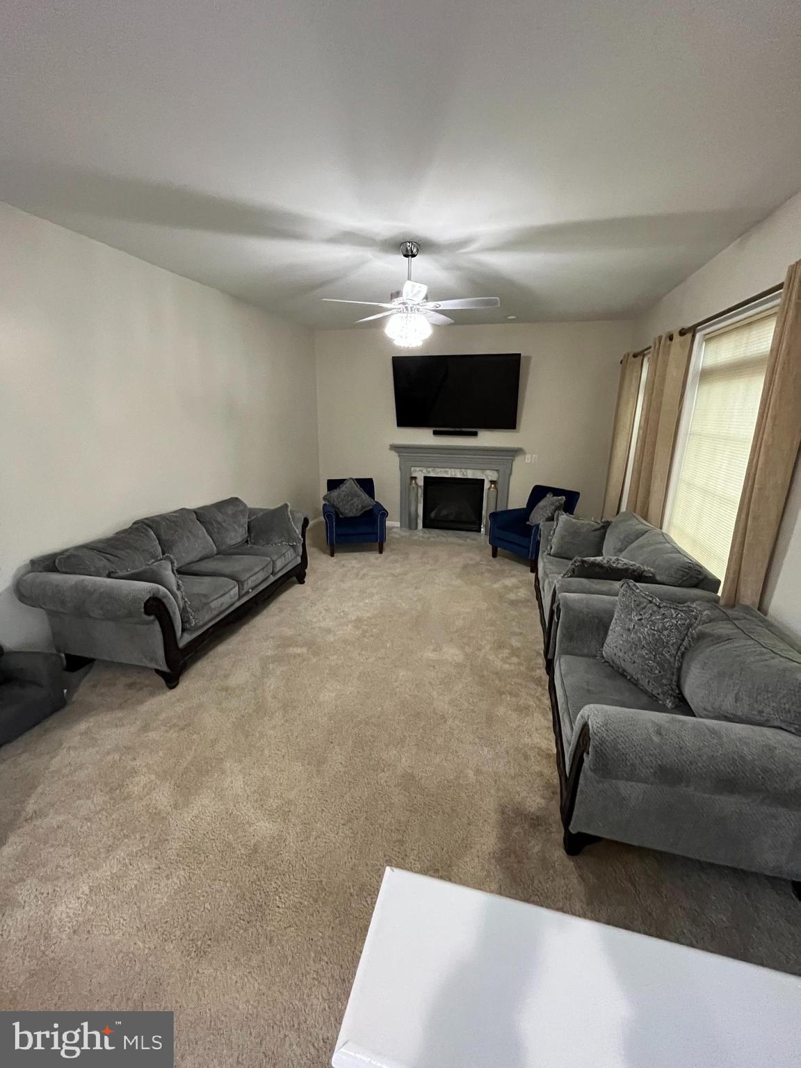 ASHLEIGH KNOLLS - Residential