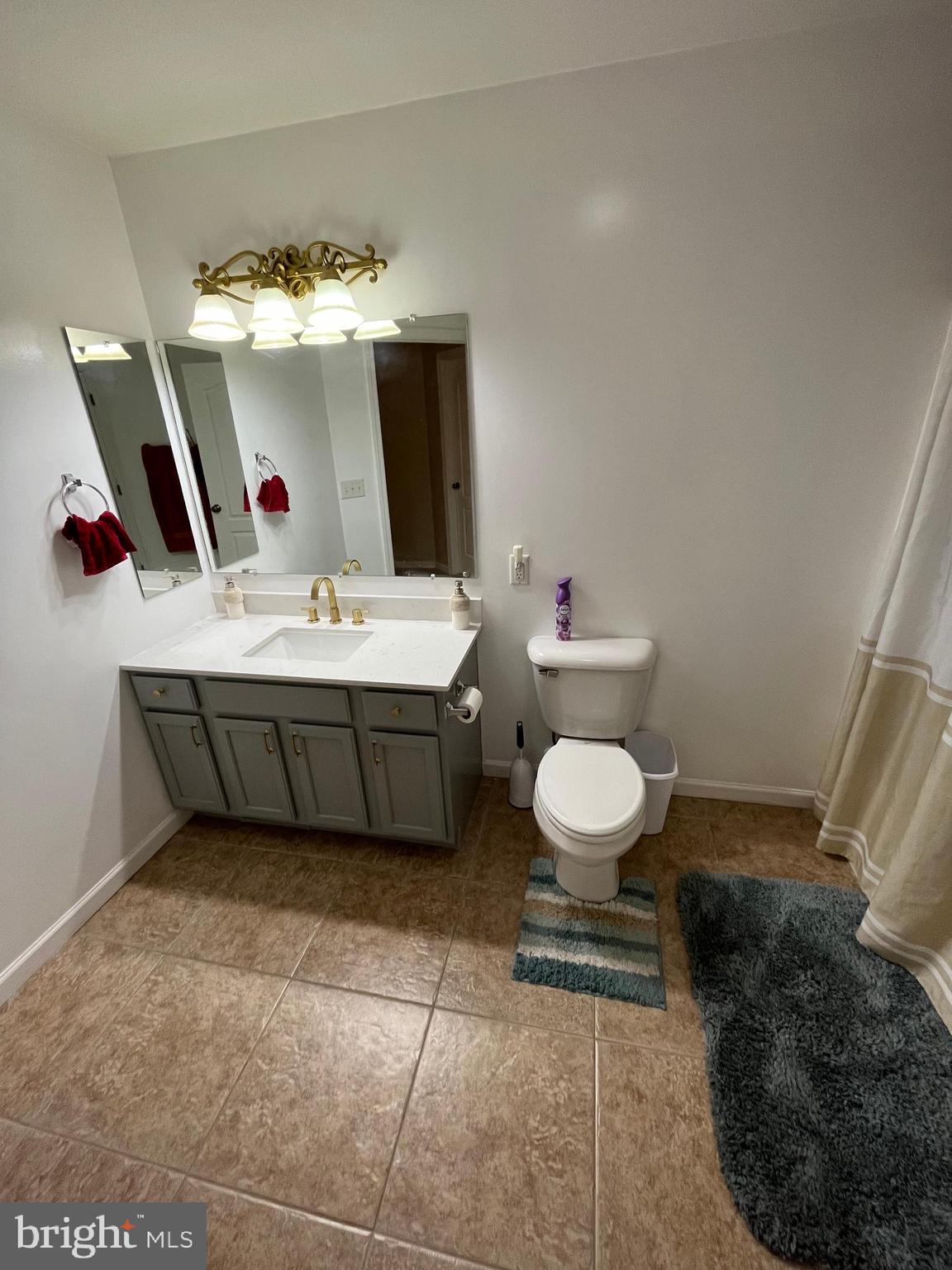 ASHLEIGH KNOLLS - Residential