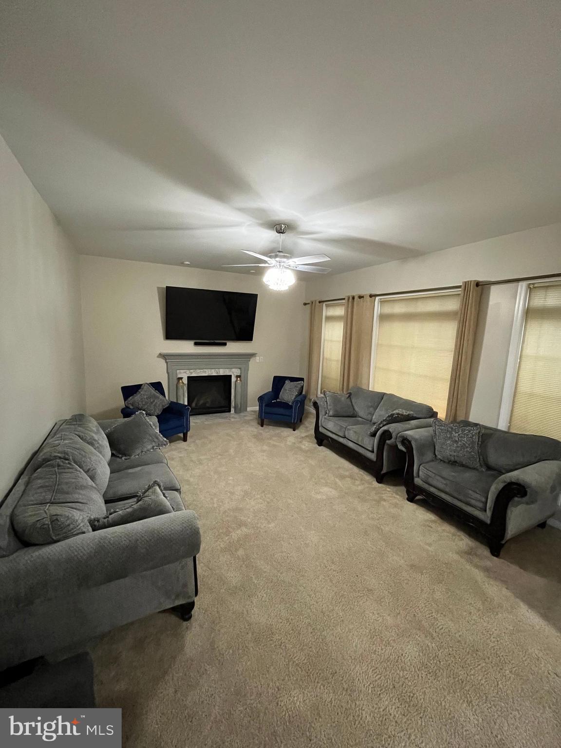 ASHLEIGH KNOLLS - Residential