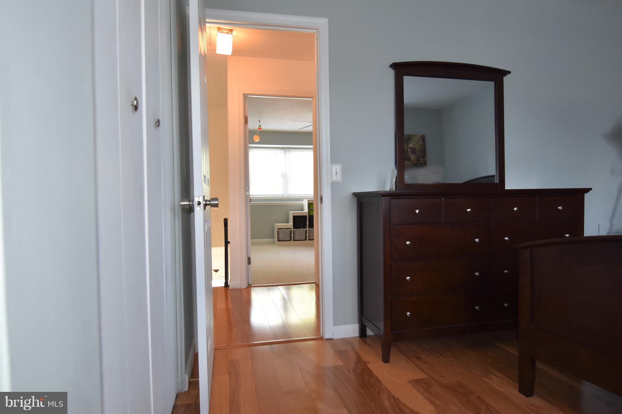 MILLERSVILLE - Residential